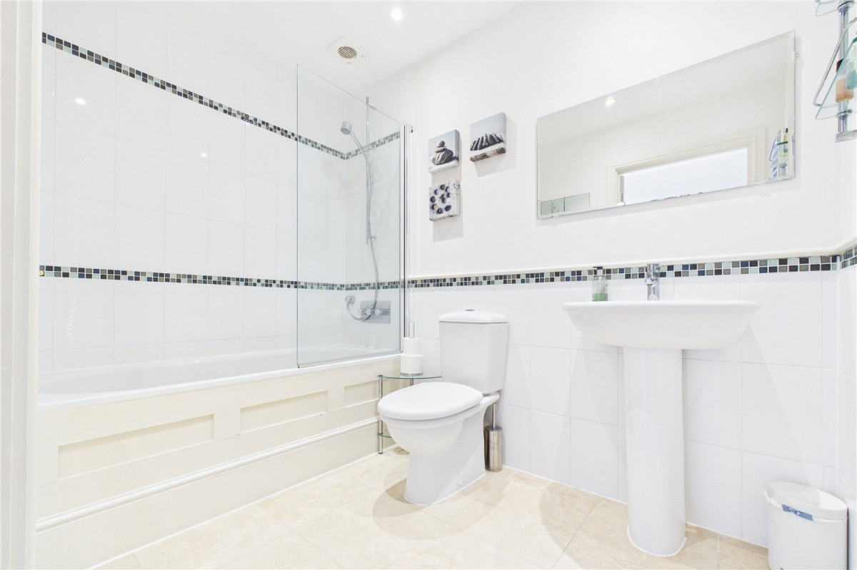 Upper Woolhampton, Reading, Berkshire