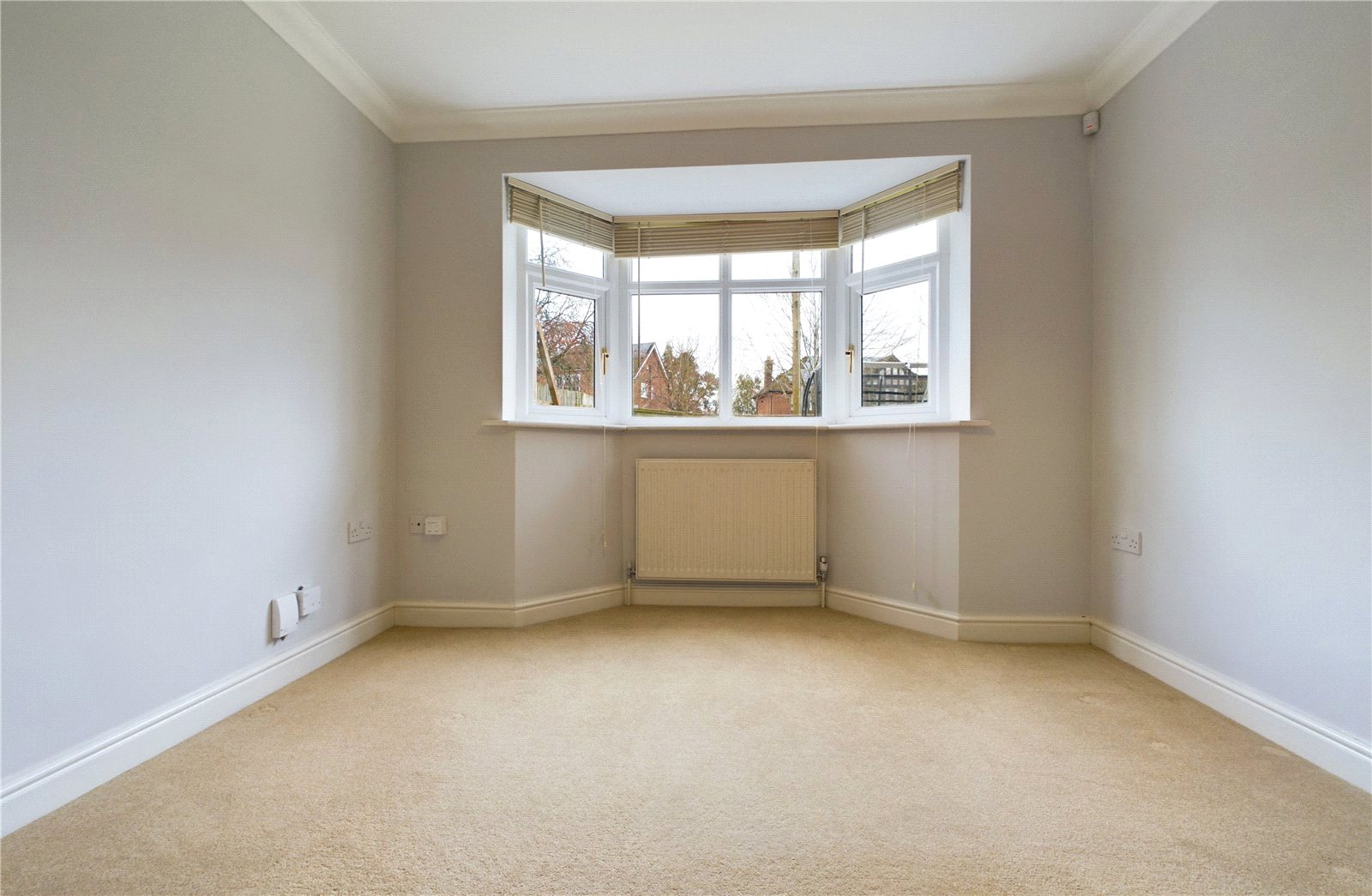 4 bedroom House for sale in Tilehurst, Reading, Berkshire
