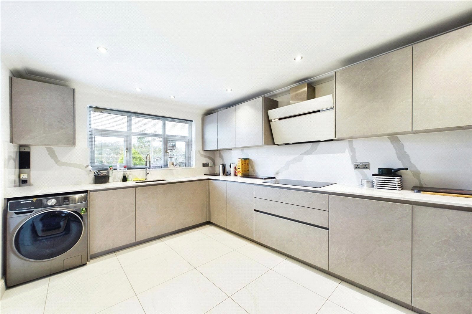 4 bedroom House for sale in Tilehurst, Reading, Berkshire