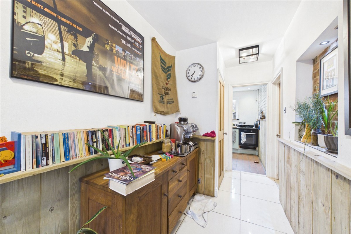 Theale, Reading, Berkshire