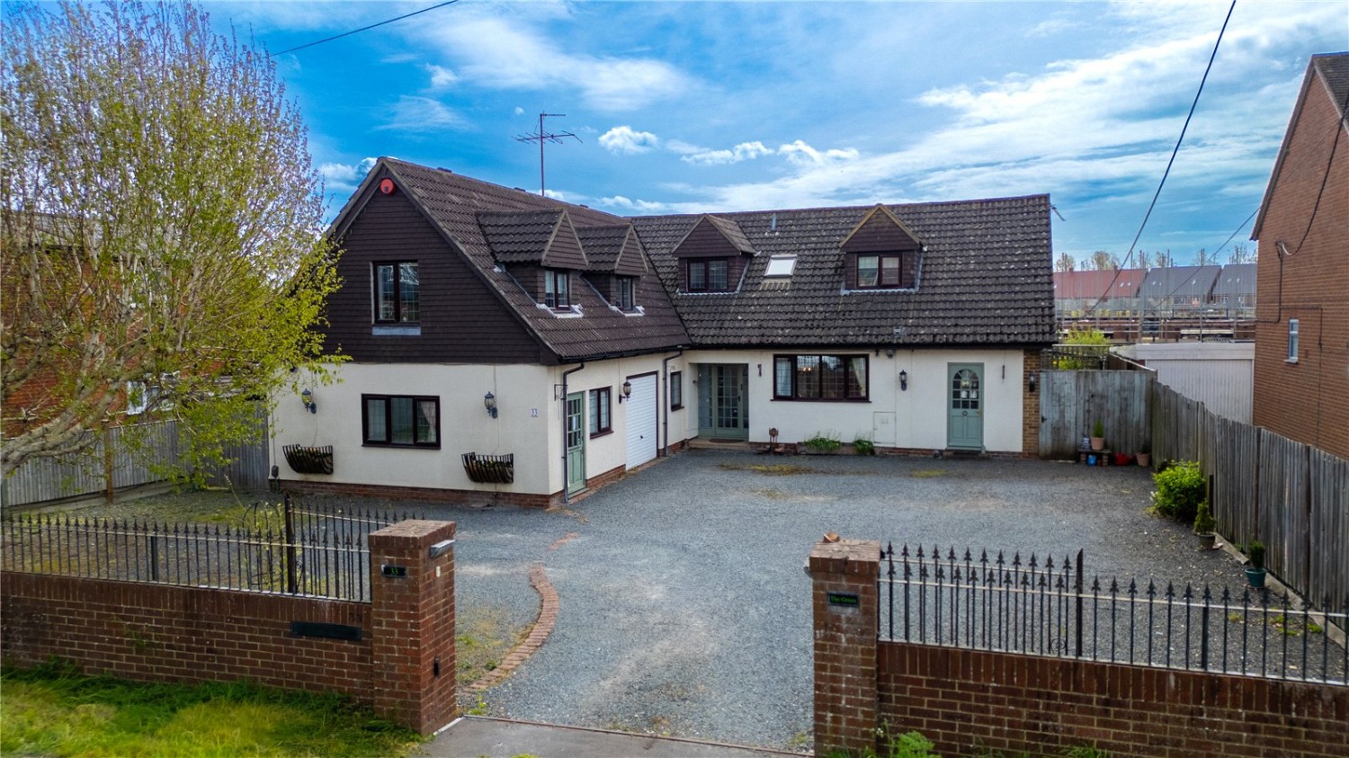 Theale, Reading, Berkshire