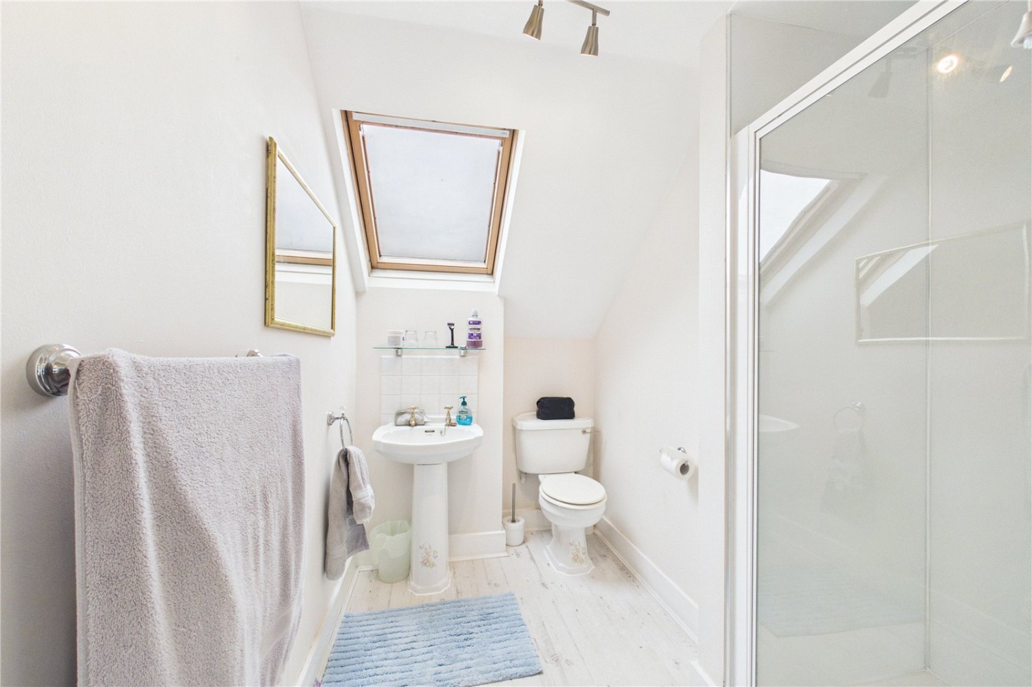 Theale, Reading, Berkshire