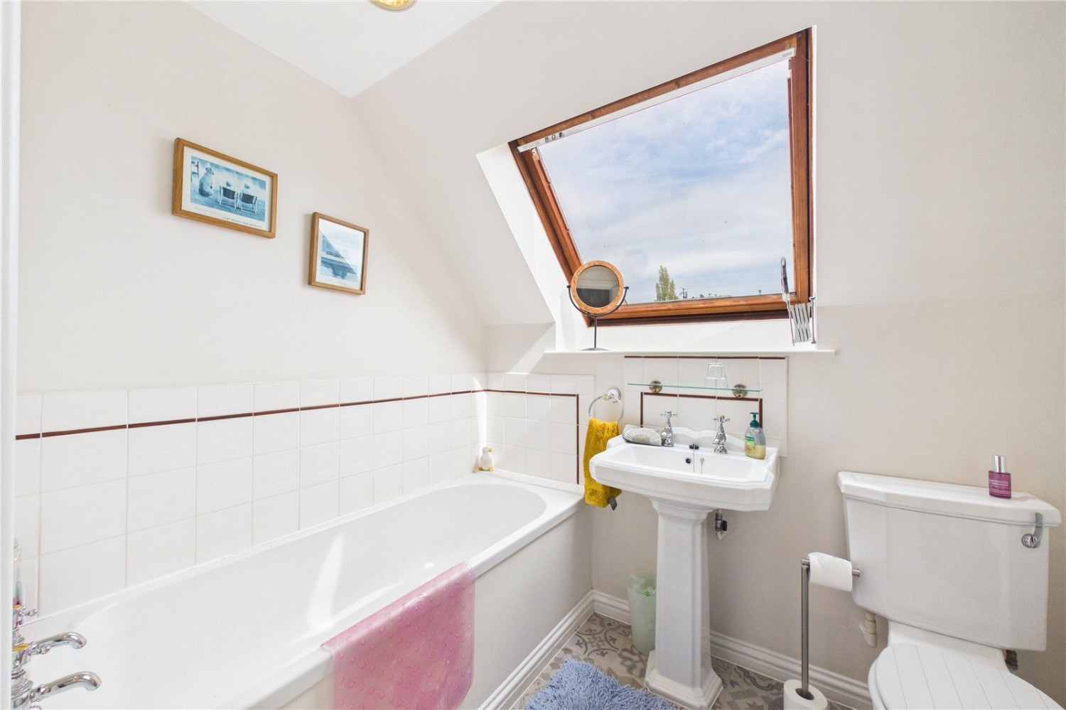 Theale, Reading, Berkshire