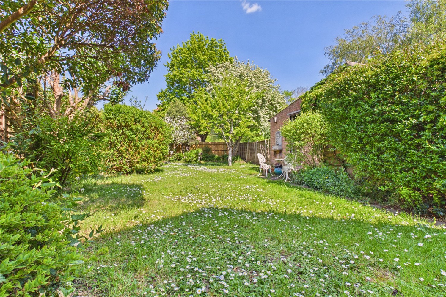 Theale, Reading, Berkshire