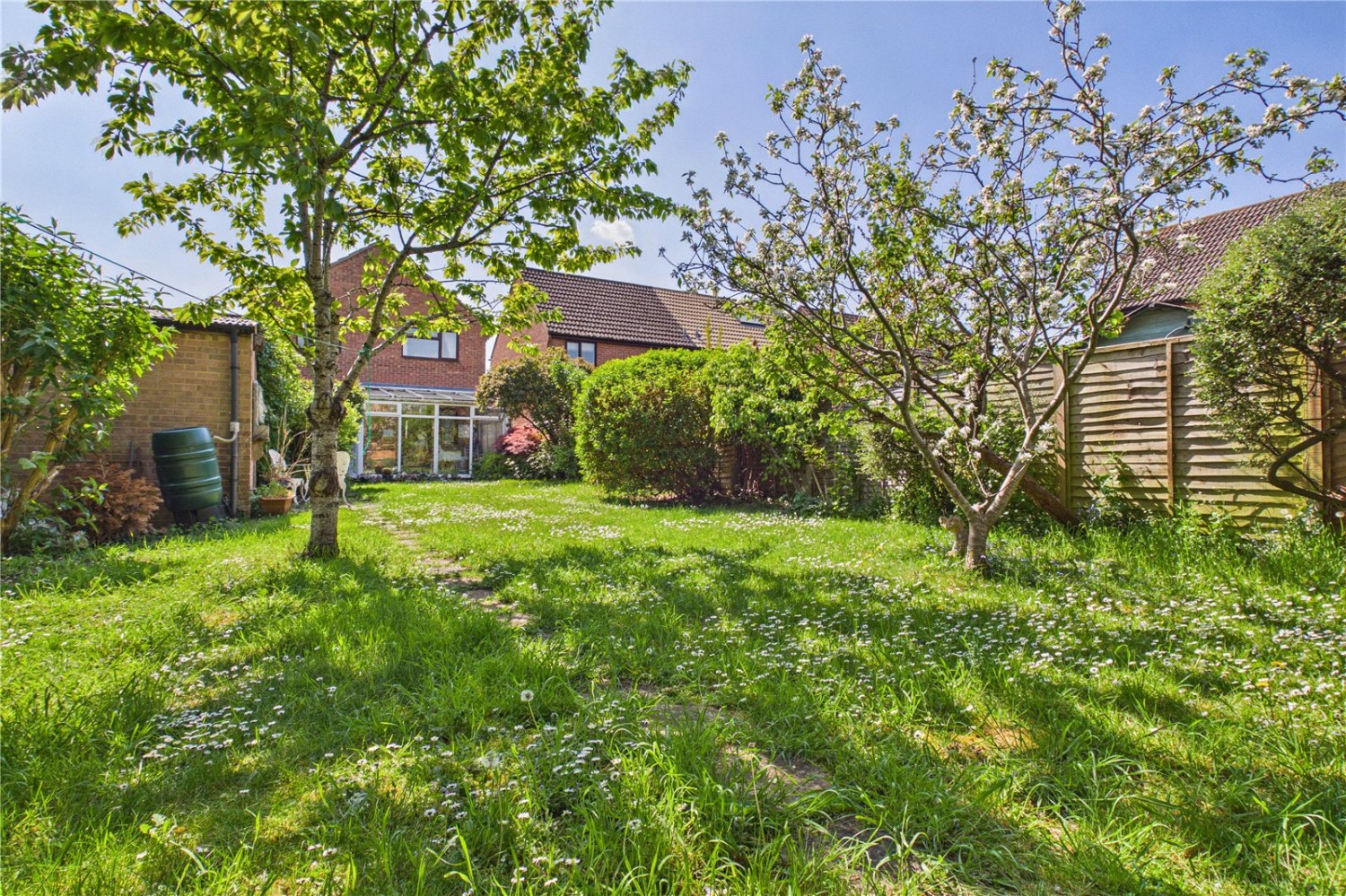 Theale, Reading, Berkshire
