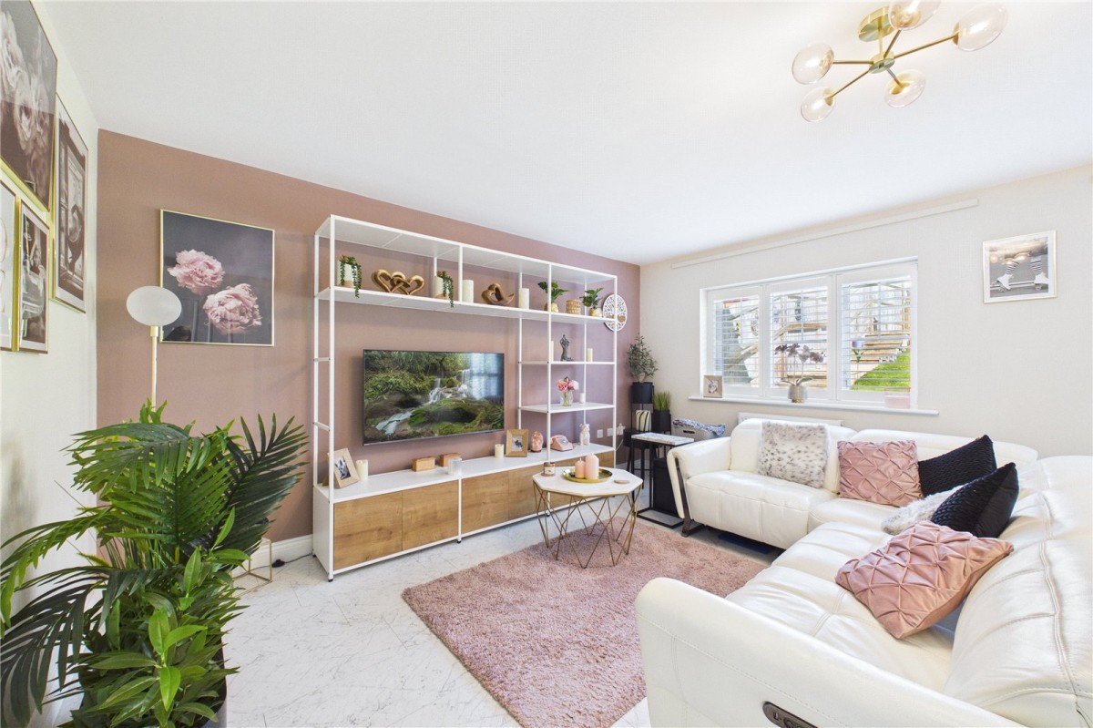 Woolhampton, Reading, Berkshire