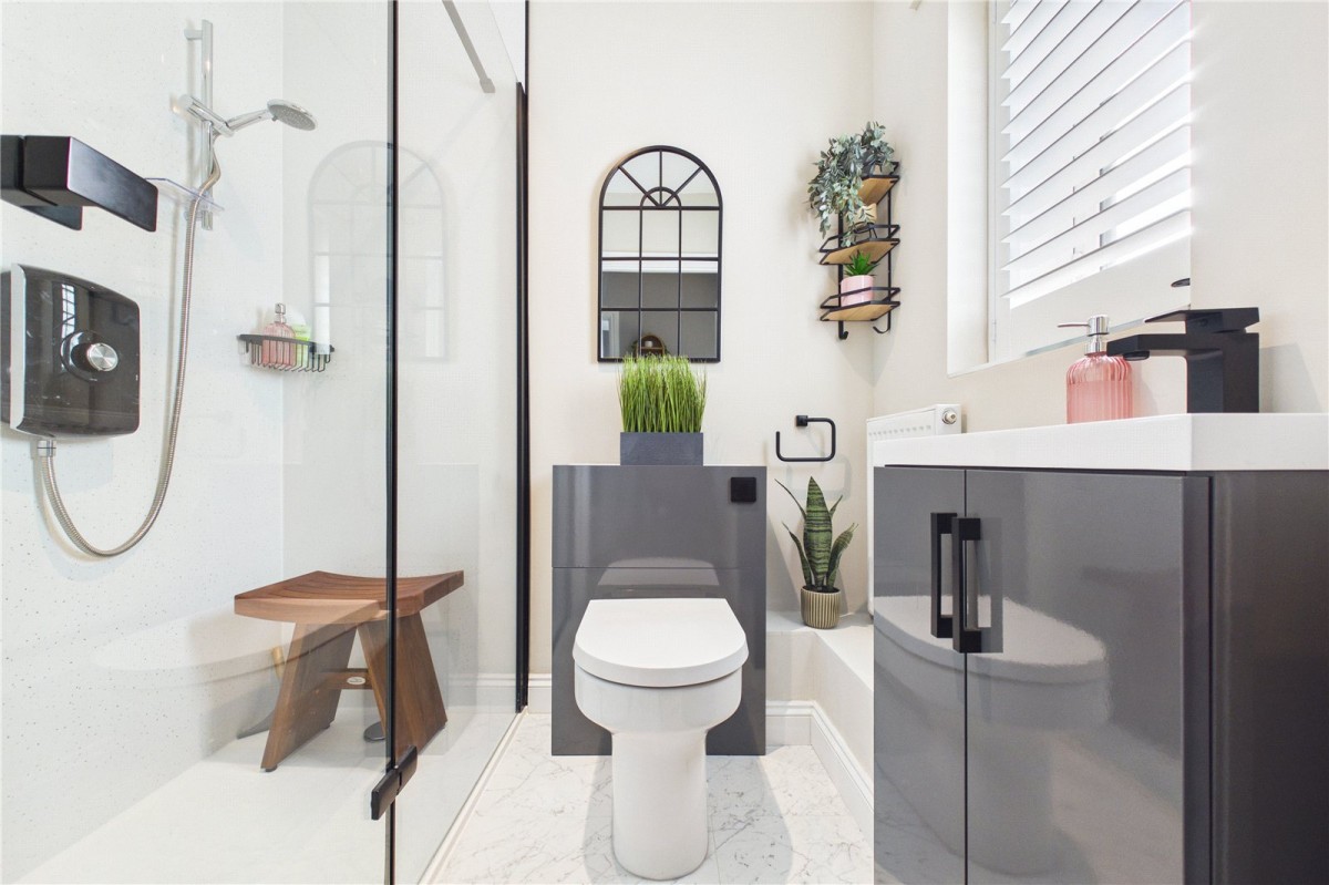 Woolhampton, Reading, Berkshire