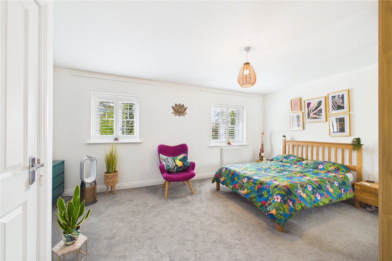 Woolhampton, Reading, Berkshire