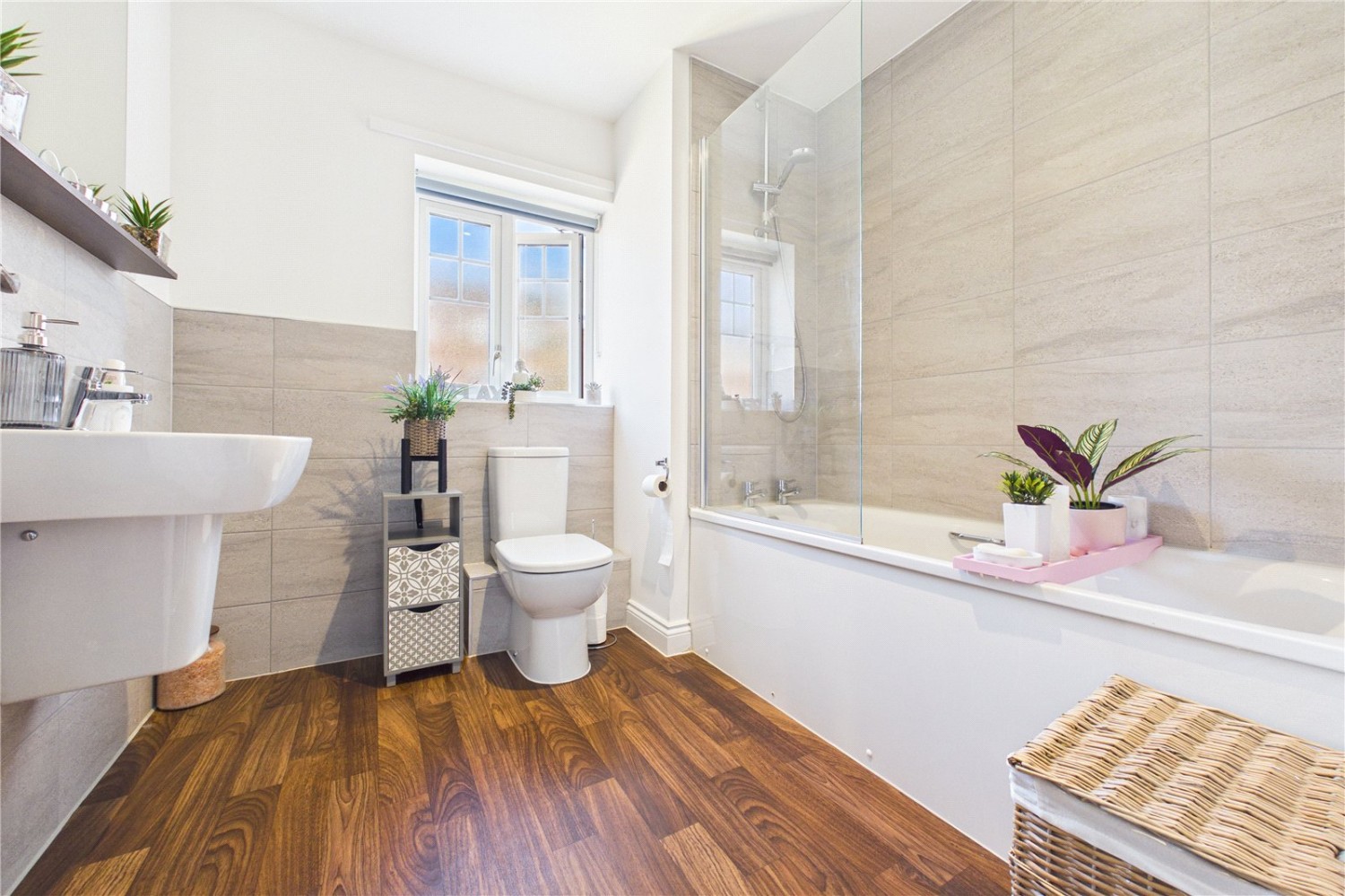 Woolhampton, Reading, Berkshire