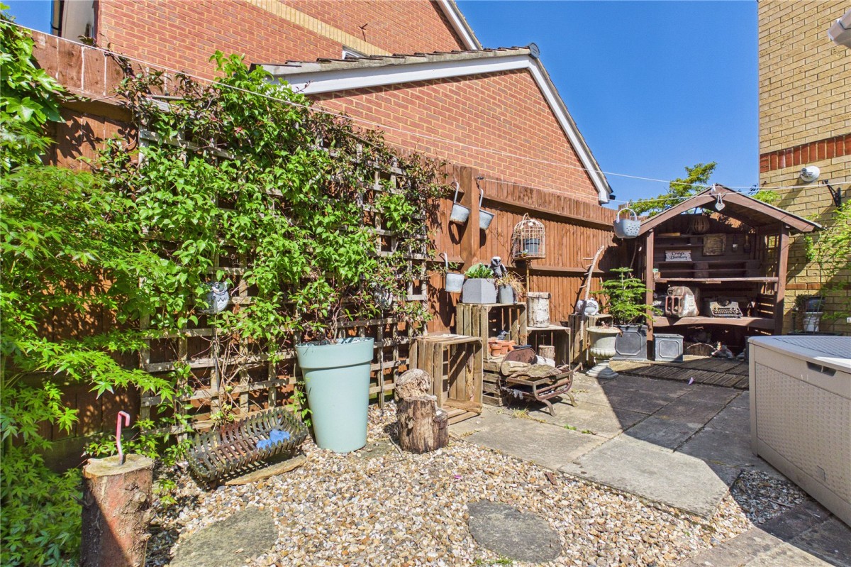 Theale, Reading, Berkshire