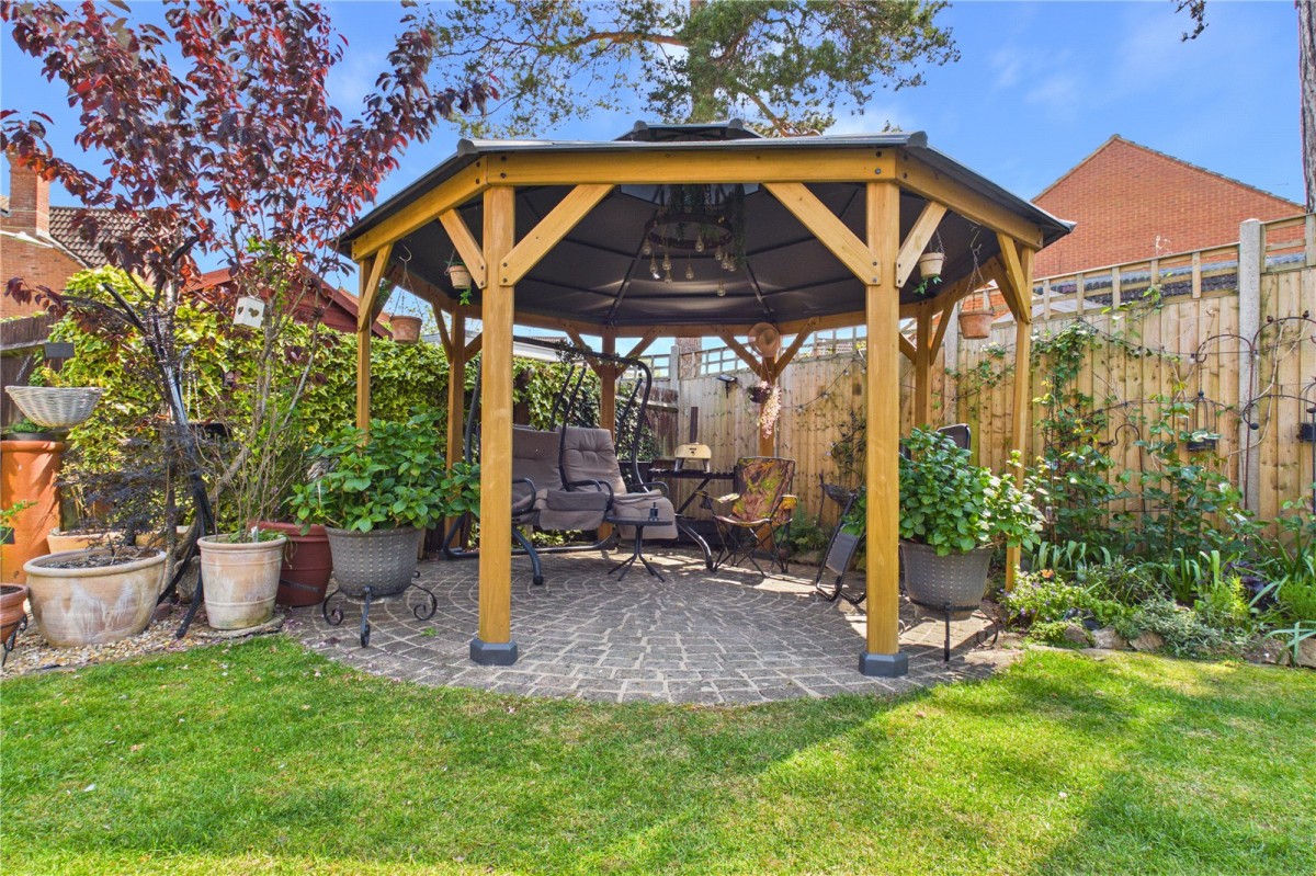 Theale, Reading, Berkshire