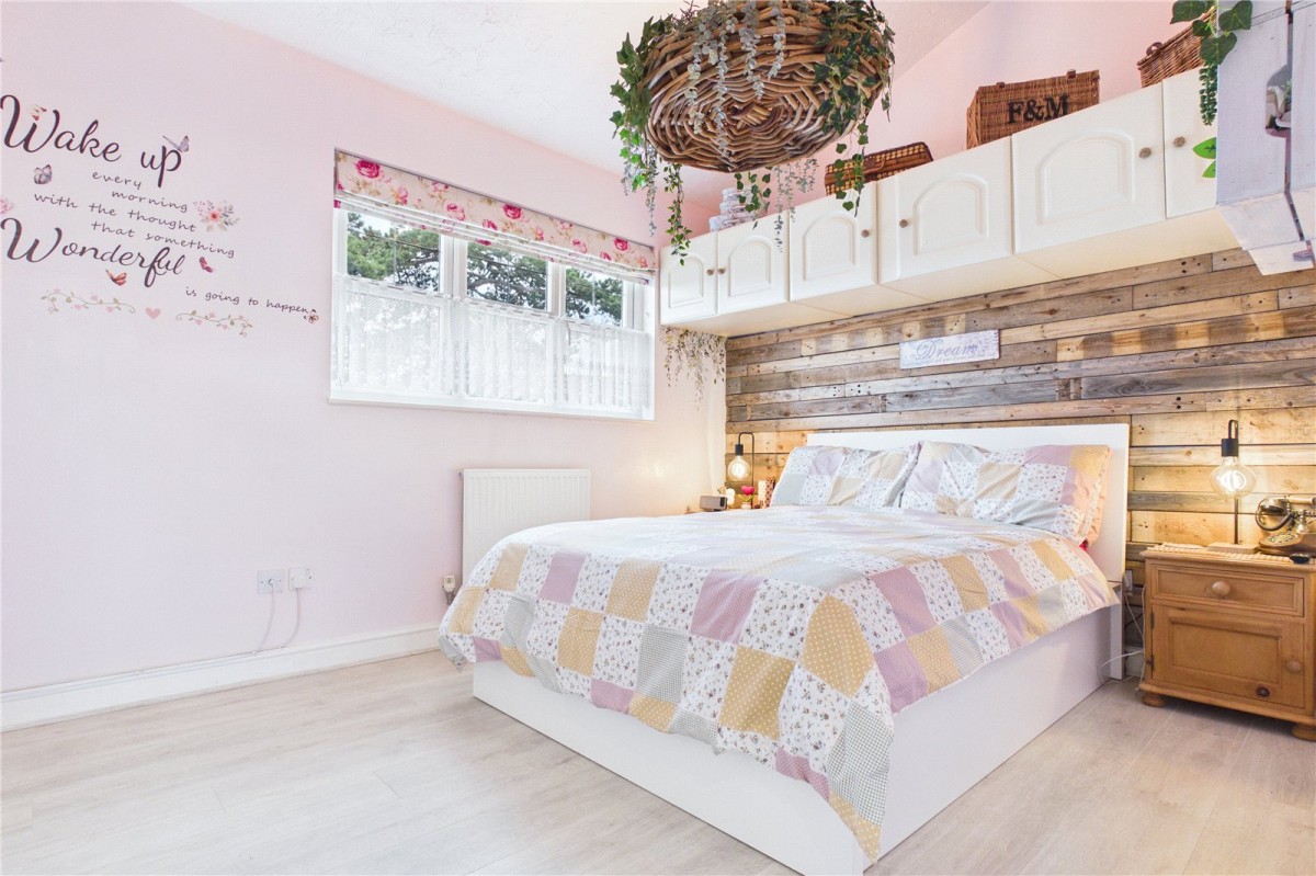 Theale, Reading, Berkshire