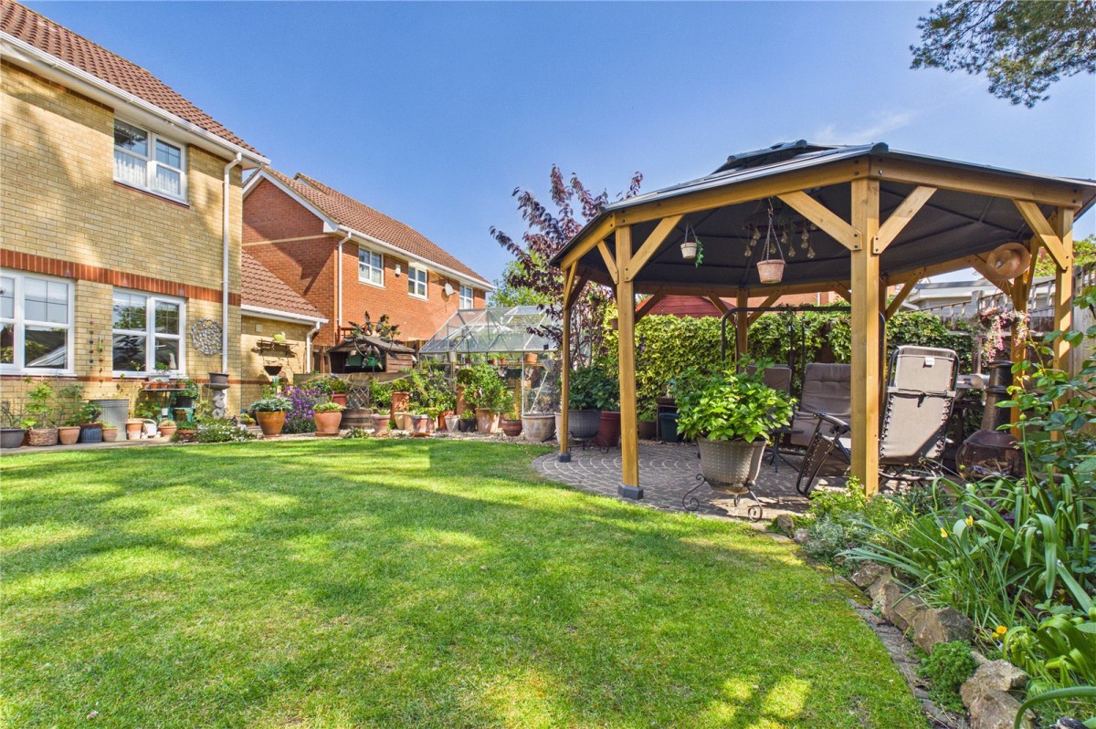 Theale, Reading, Berkshire