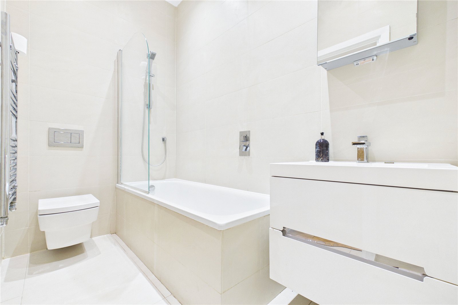 1 bedroom Flat for sale in Pangbourne, Reading, Berkshire