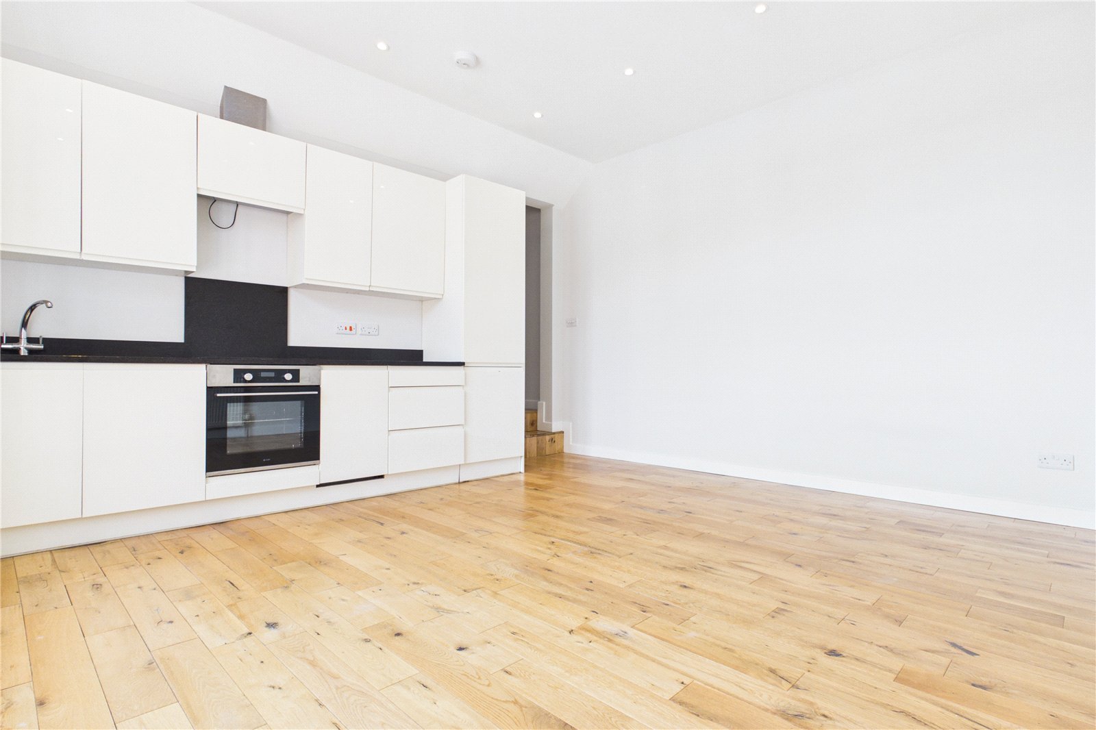 1 bedroom Flat for sale in Pangbourne, Reading, Berkshire