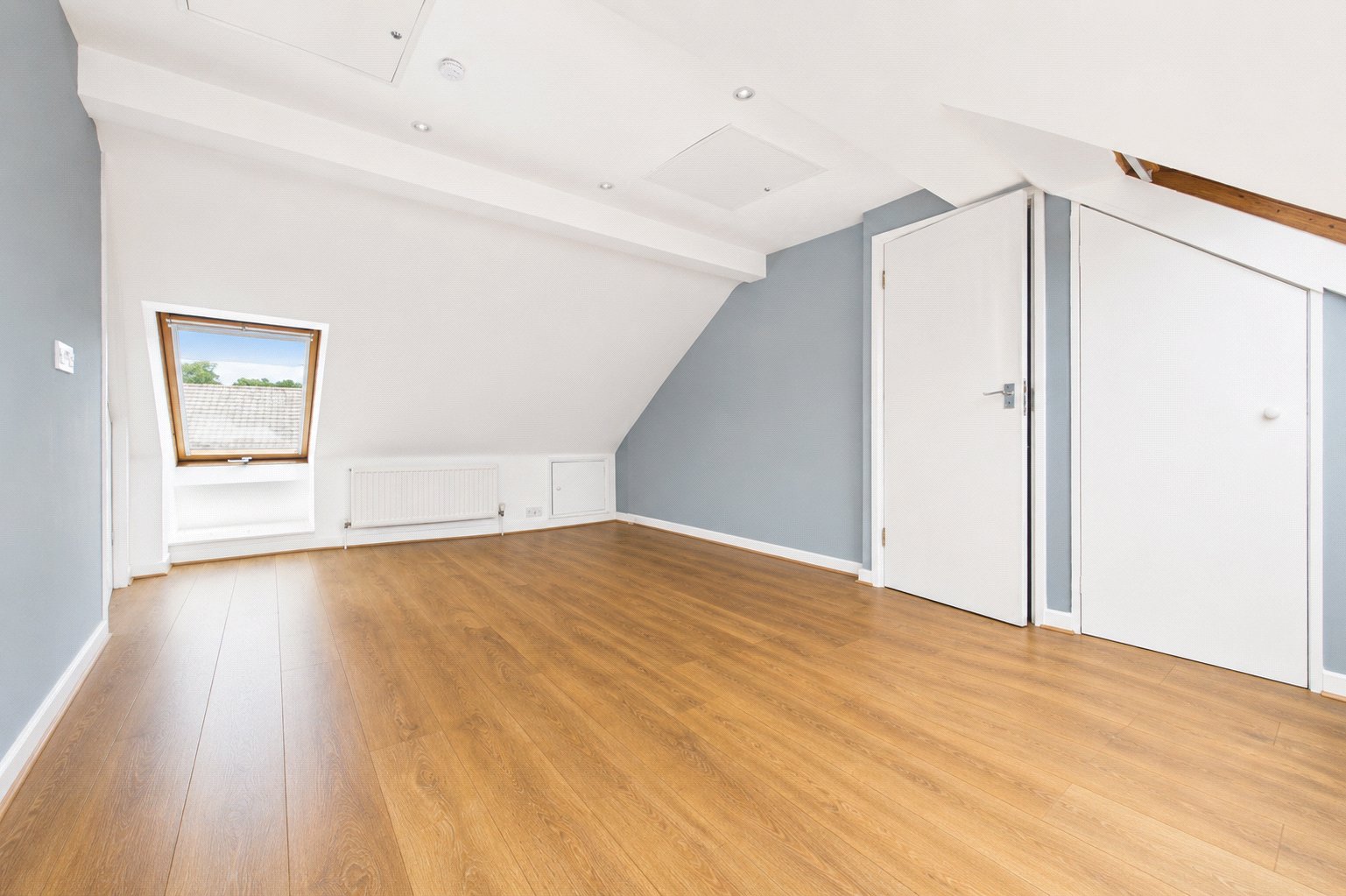 4 bedroom House for sale in Calcot, Reading, Berkshire