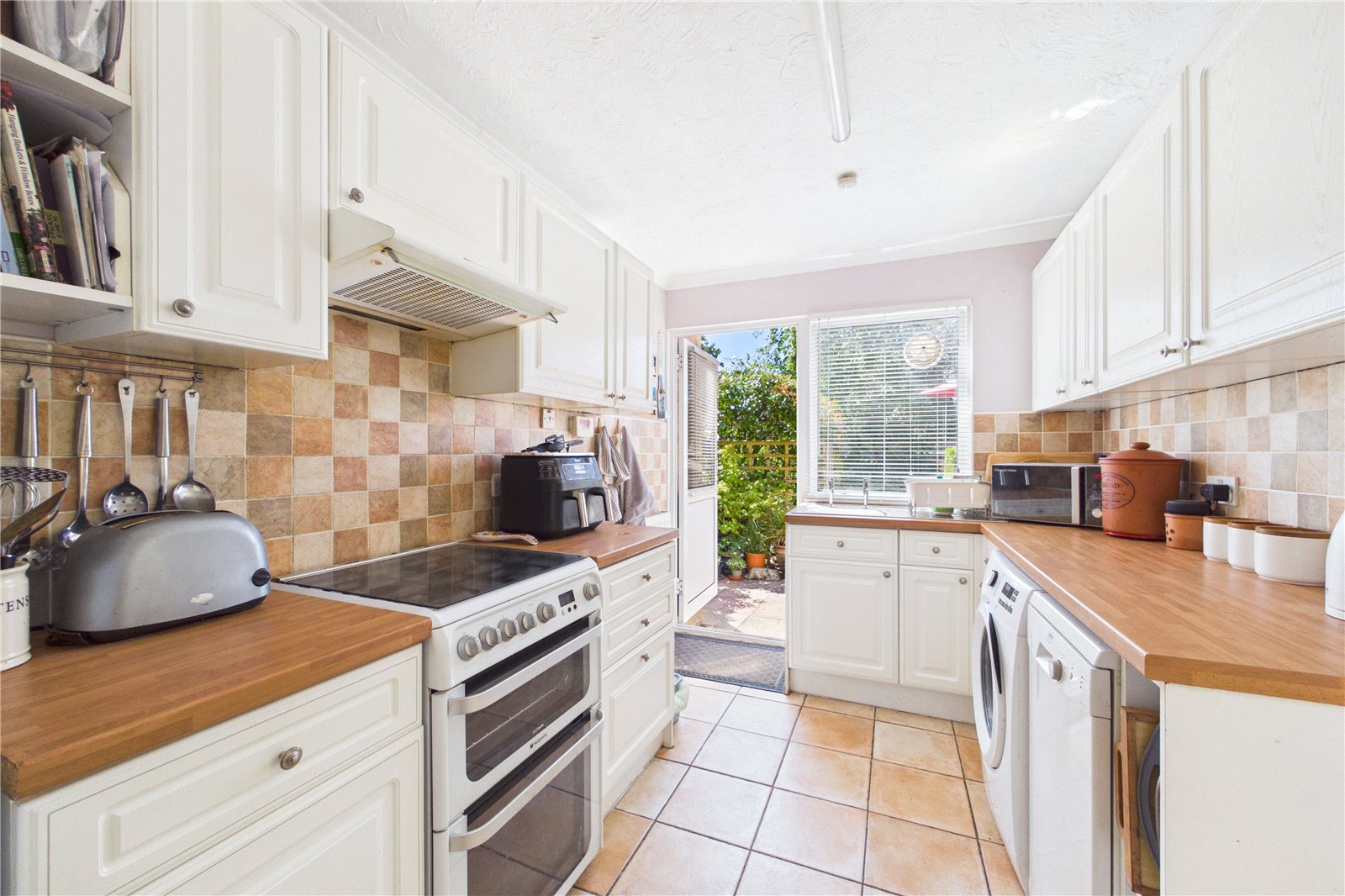 4 bedroom House for sale in Calcot, Reading, Berkshire