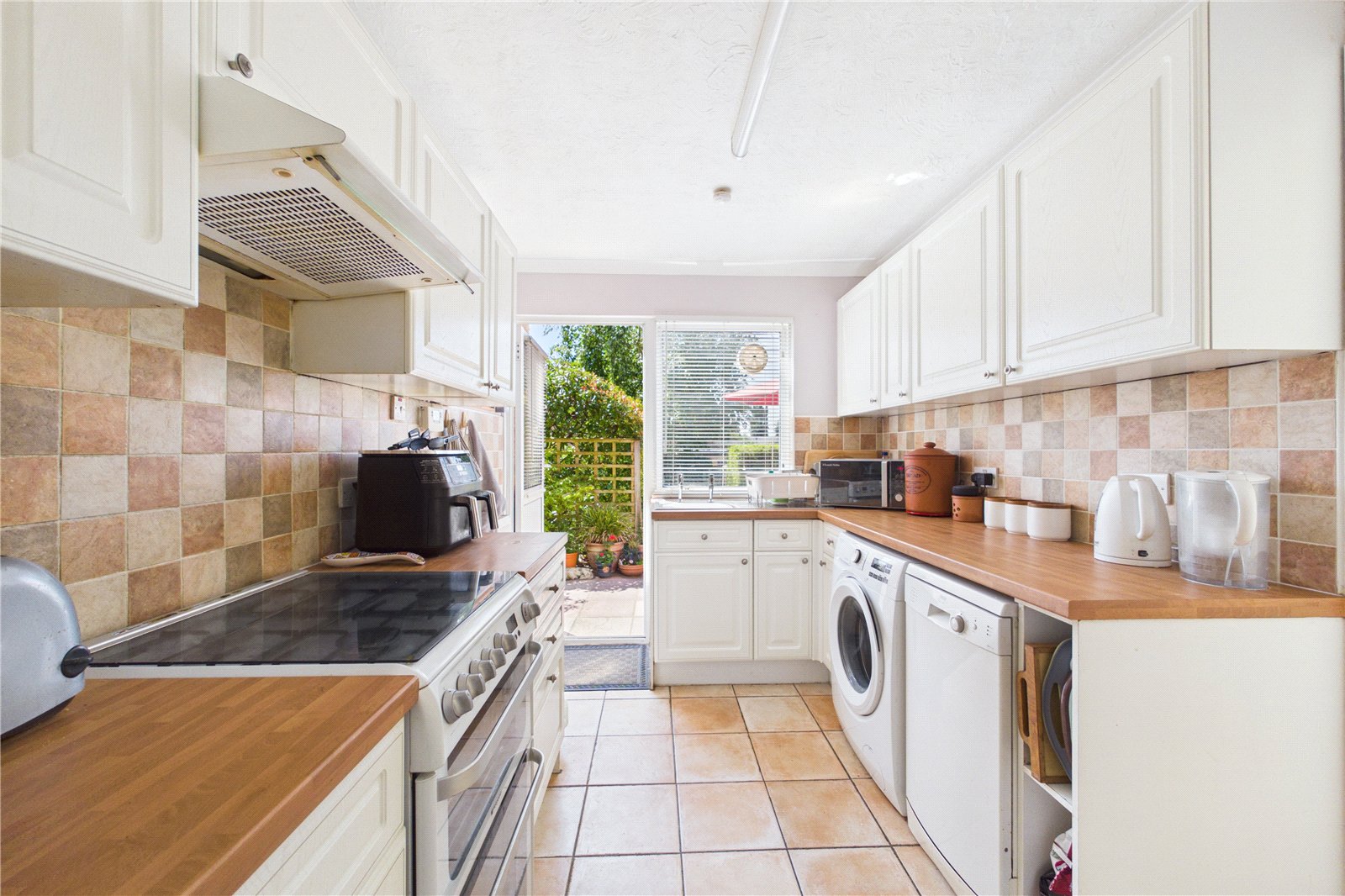 4 bedroom House for sale in Calcot, Reading, Berkshire
