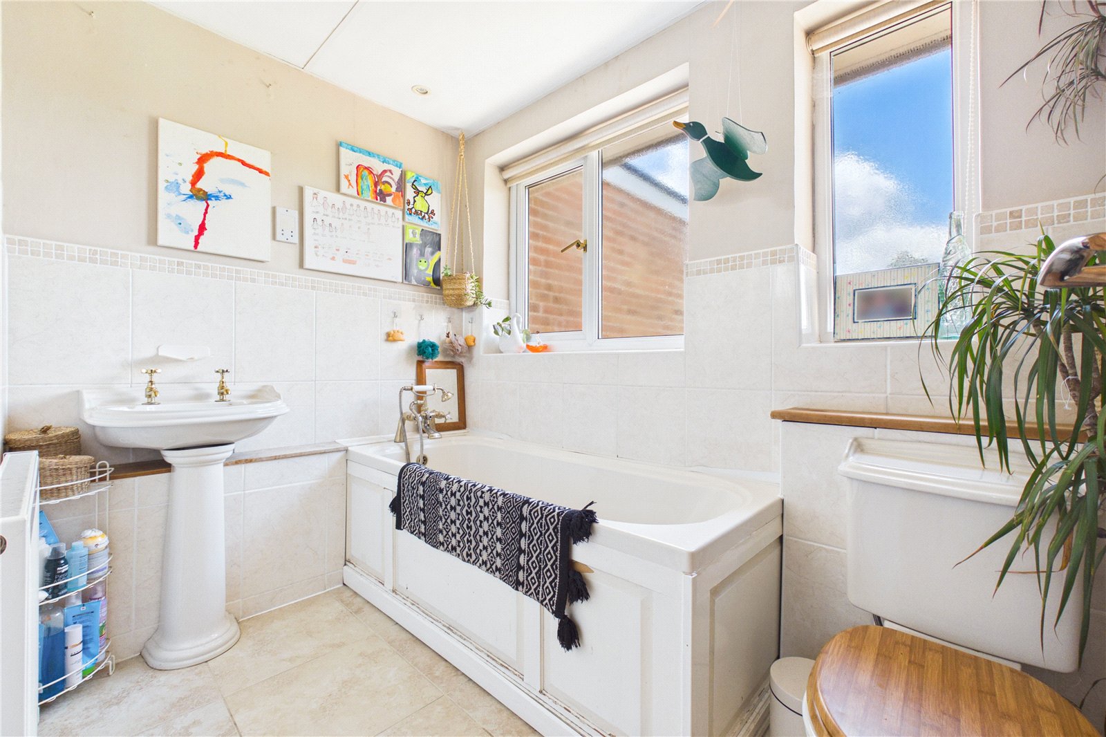 5 bedroom House for sale in Upper Bucklebury, Reading, Berkshire