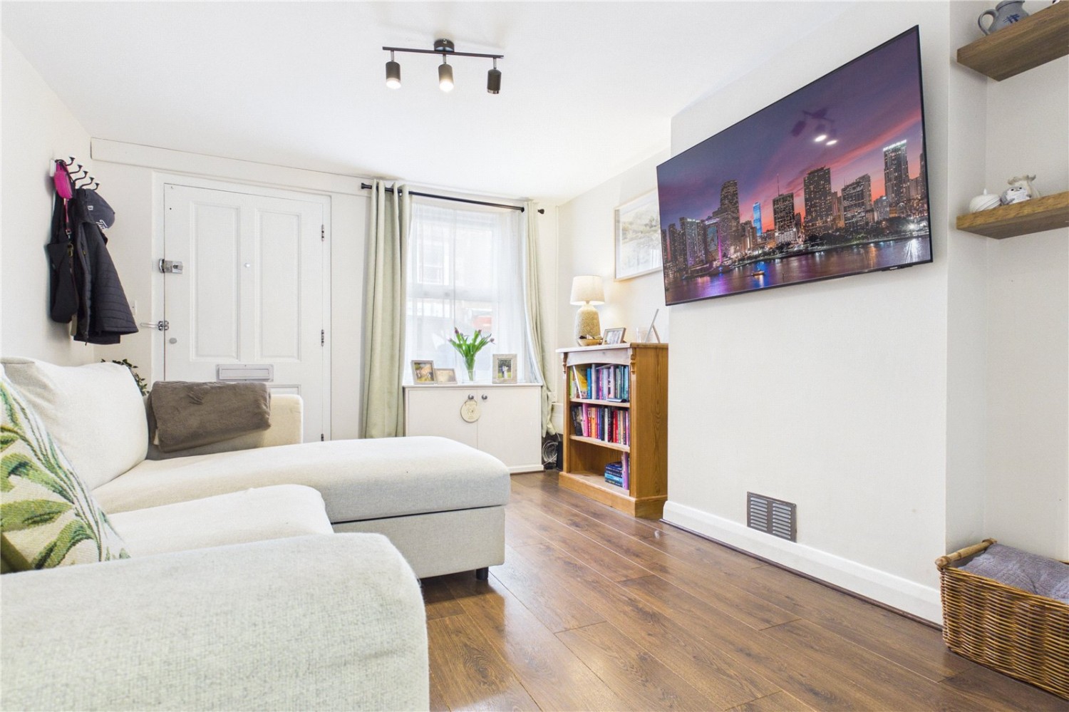 Theale, Reading, Berkshire