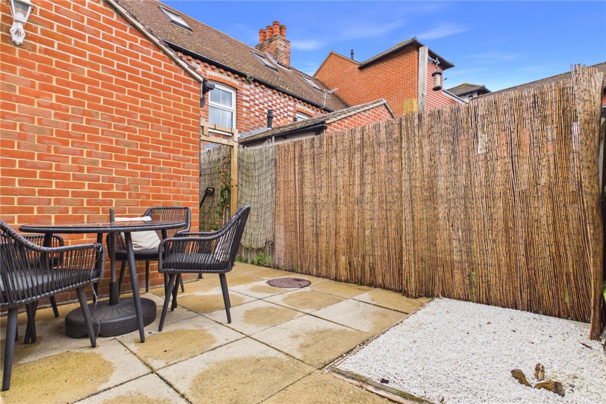 Theale, Reading, Berkshire