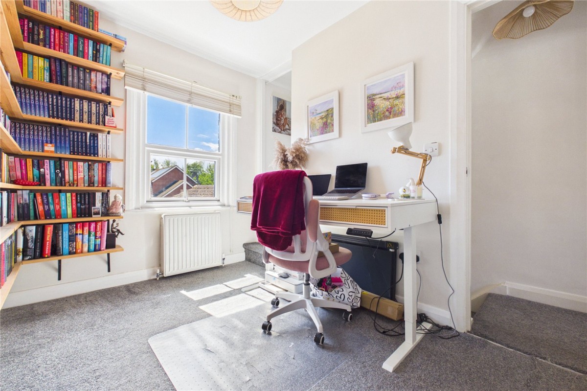 Theale, Reading, Berkshire