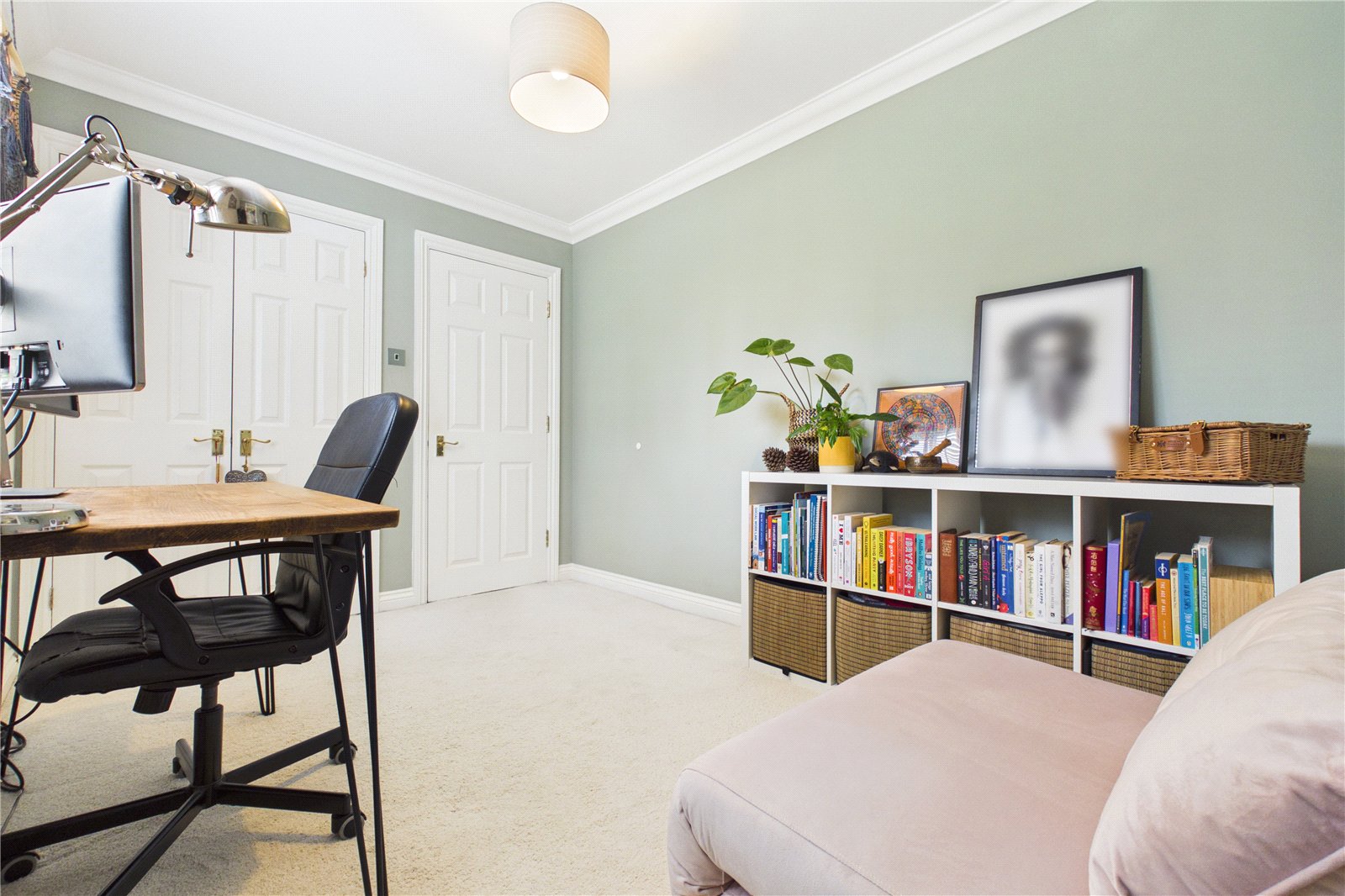 2 bedroom Flat for sale in Aldermaston, Reading, Berkshire