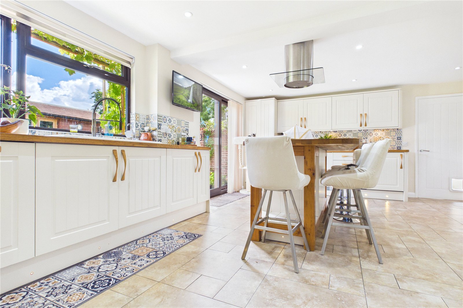 4 bedroom House for sale in Theale, Reading, Berkshire