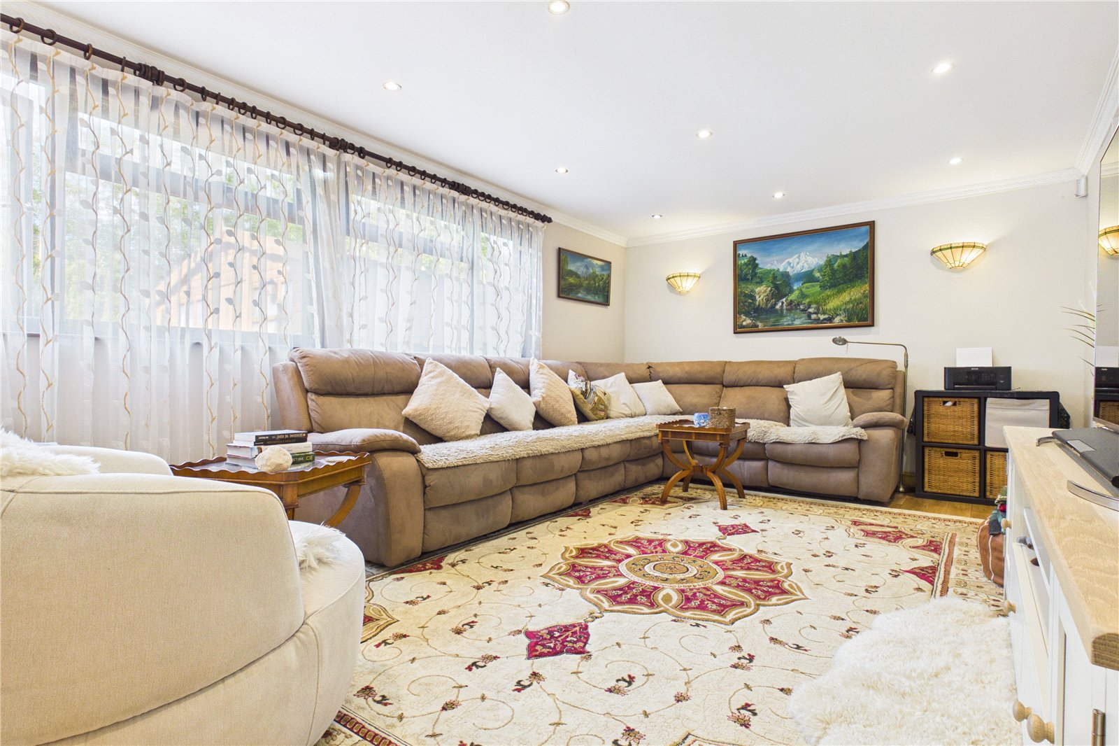 4 bedroom House for sale in Theale, Reading, Berkshire