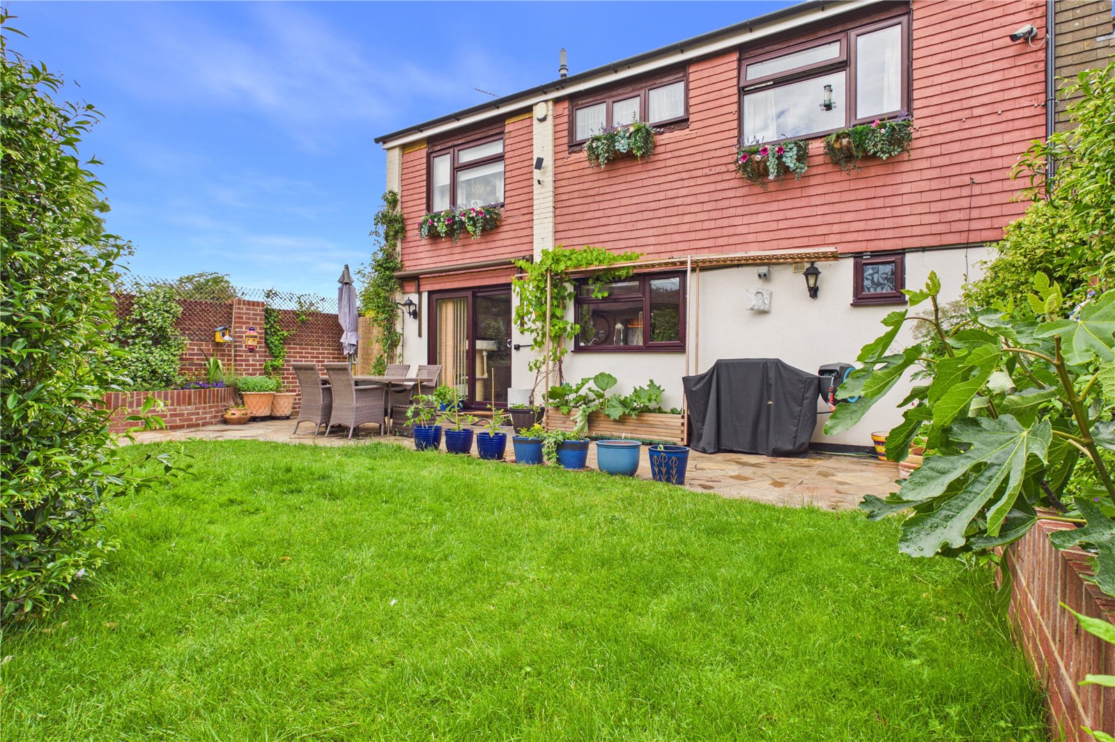 4 bedroom House for sale in Theale, Reading, Berkshire