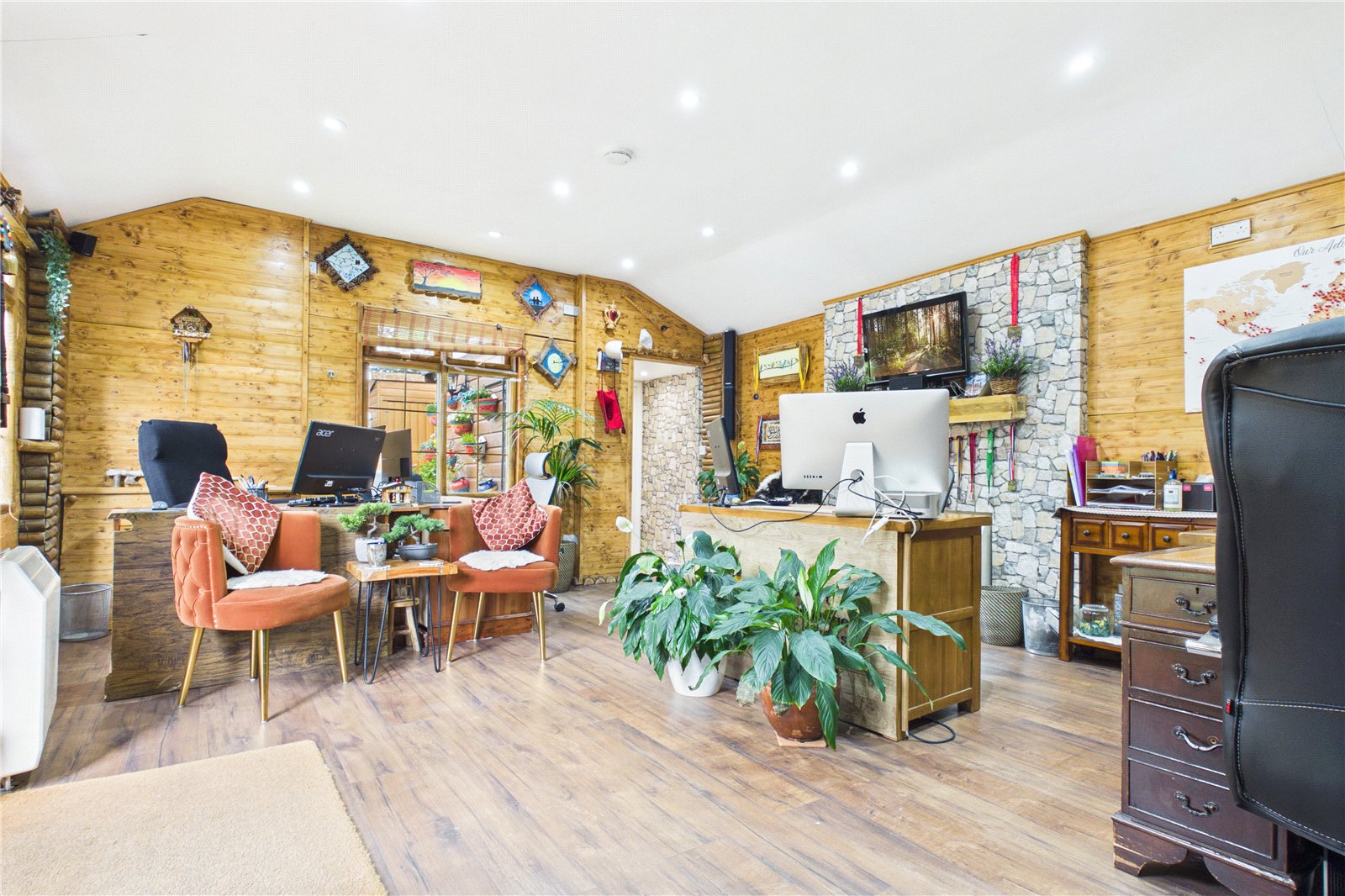 4 bedroom House for sale in Theale, Reading, Berkshire