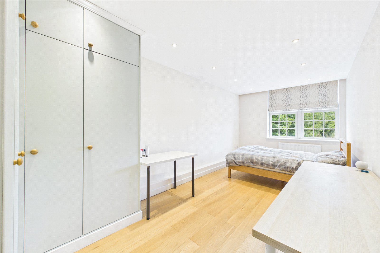 1 bedroom Flat for sale in Whitchurch Road