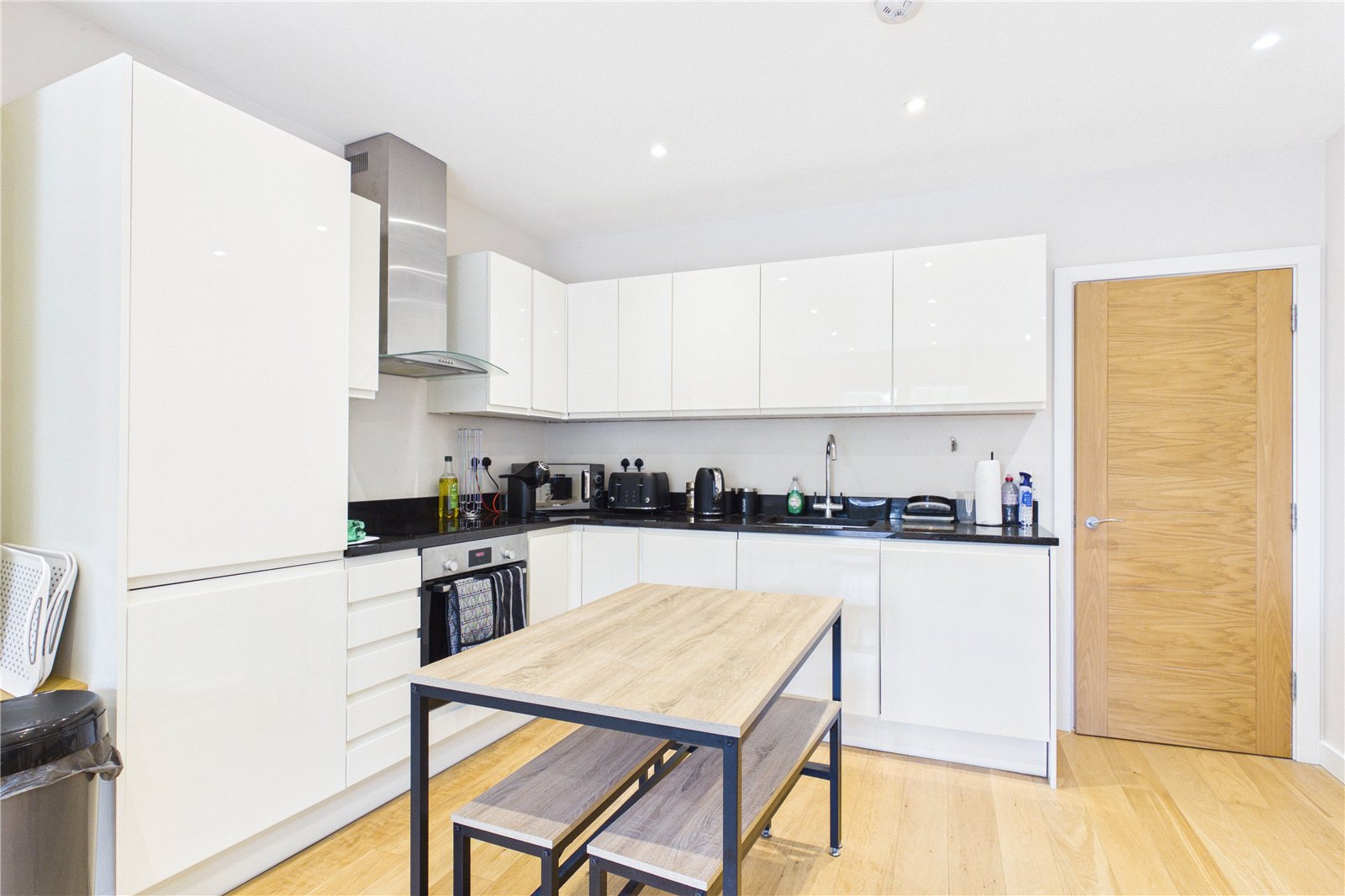 1 bedroom Flat for sale in Whitchurch Road