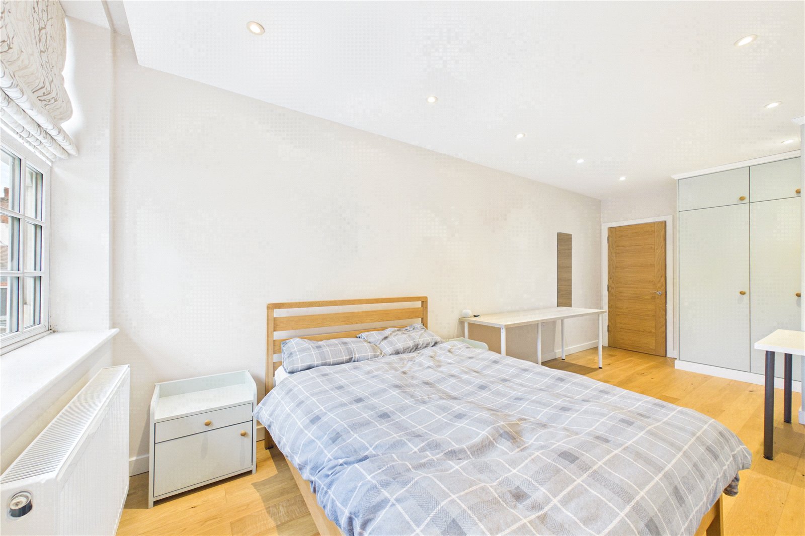 1 bedroom Flat for sale in Whitchurch Road