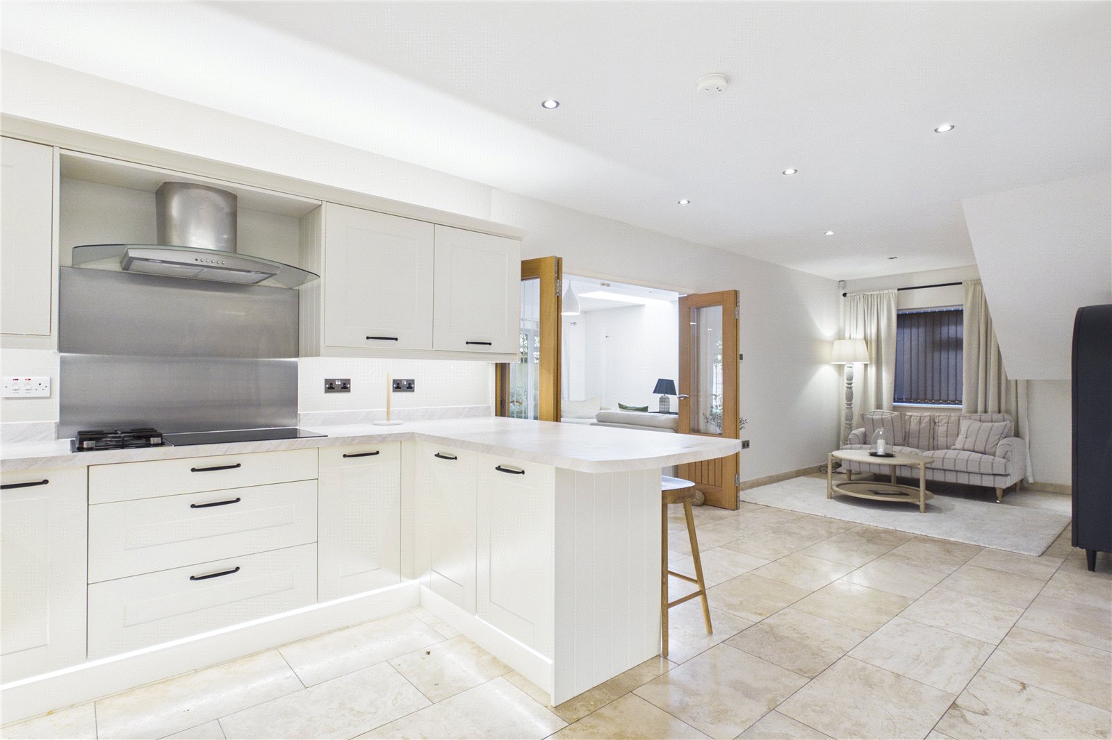 4 bedroom House for sale in Upper Basildon, Reading, West Berkshire
