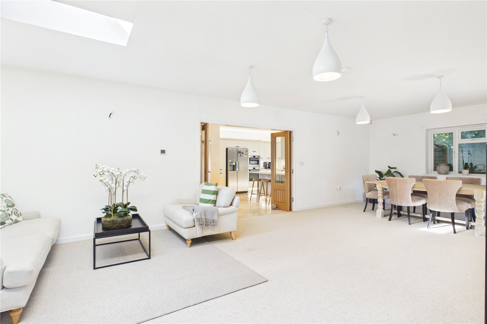 4 bedroom House for sale in Upper Basildon, Reading, West Berkshire