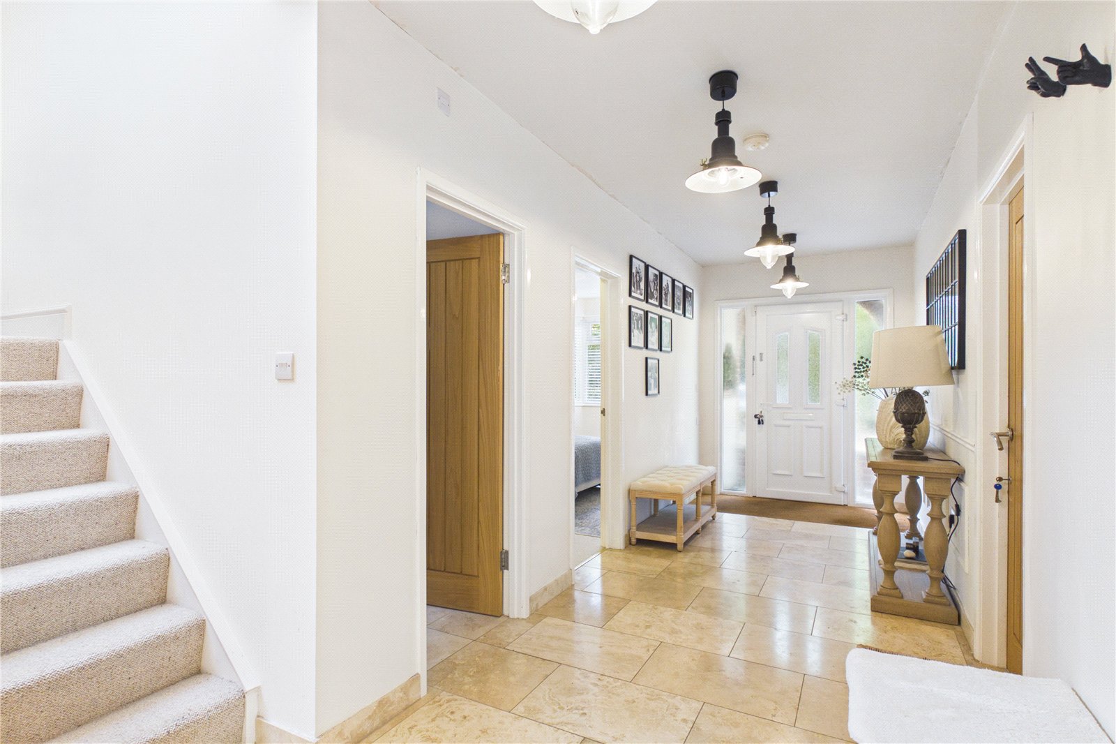 4 bedroom House for sale in Upper Basildon, Reading, West Berkshire