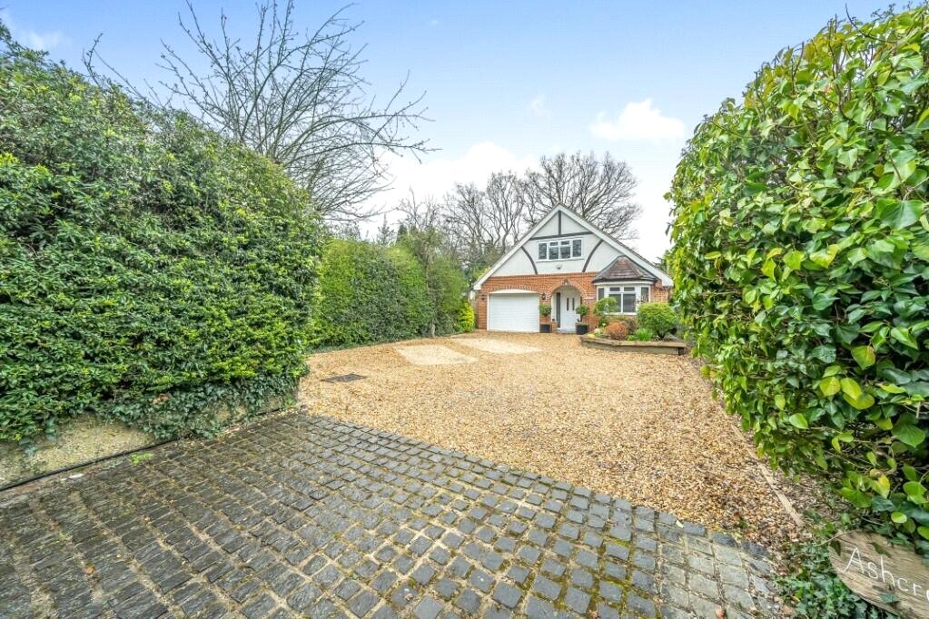 4 bedroom House for sale in Upper Basildon, Reading, West Berkshire