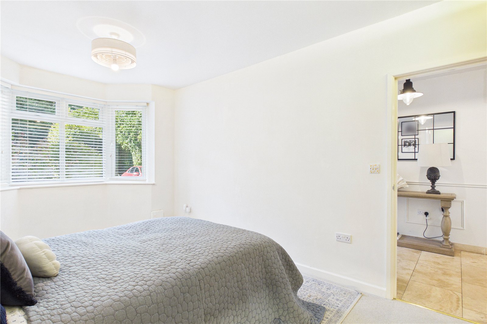4 bedroom House for sale in Upper Basildon, Reading, West Berkshire