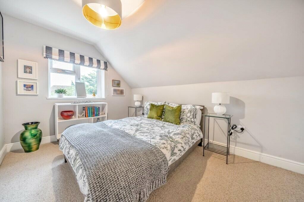 4 bedroom House for sale in Upper Basildon, Reading, West Berkshire