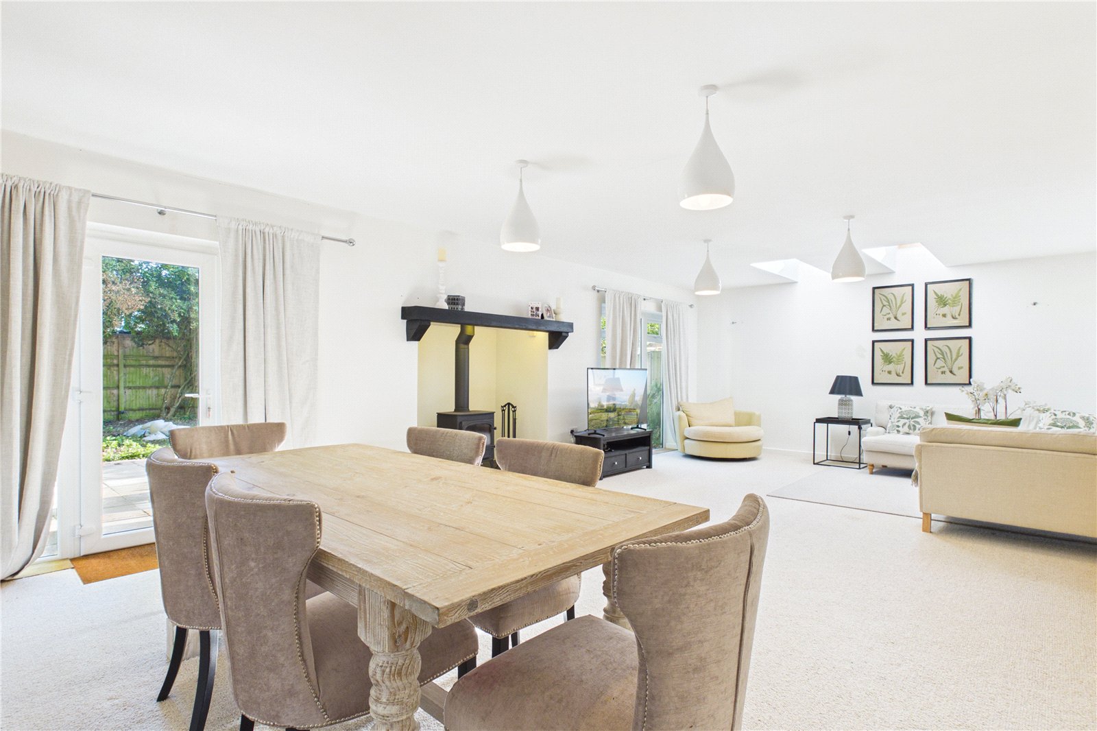 4 bedroom House for sale in Upper Basildon, Reading, West Berkshire