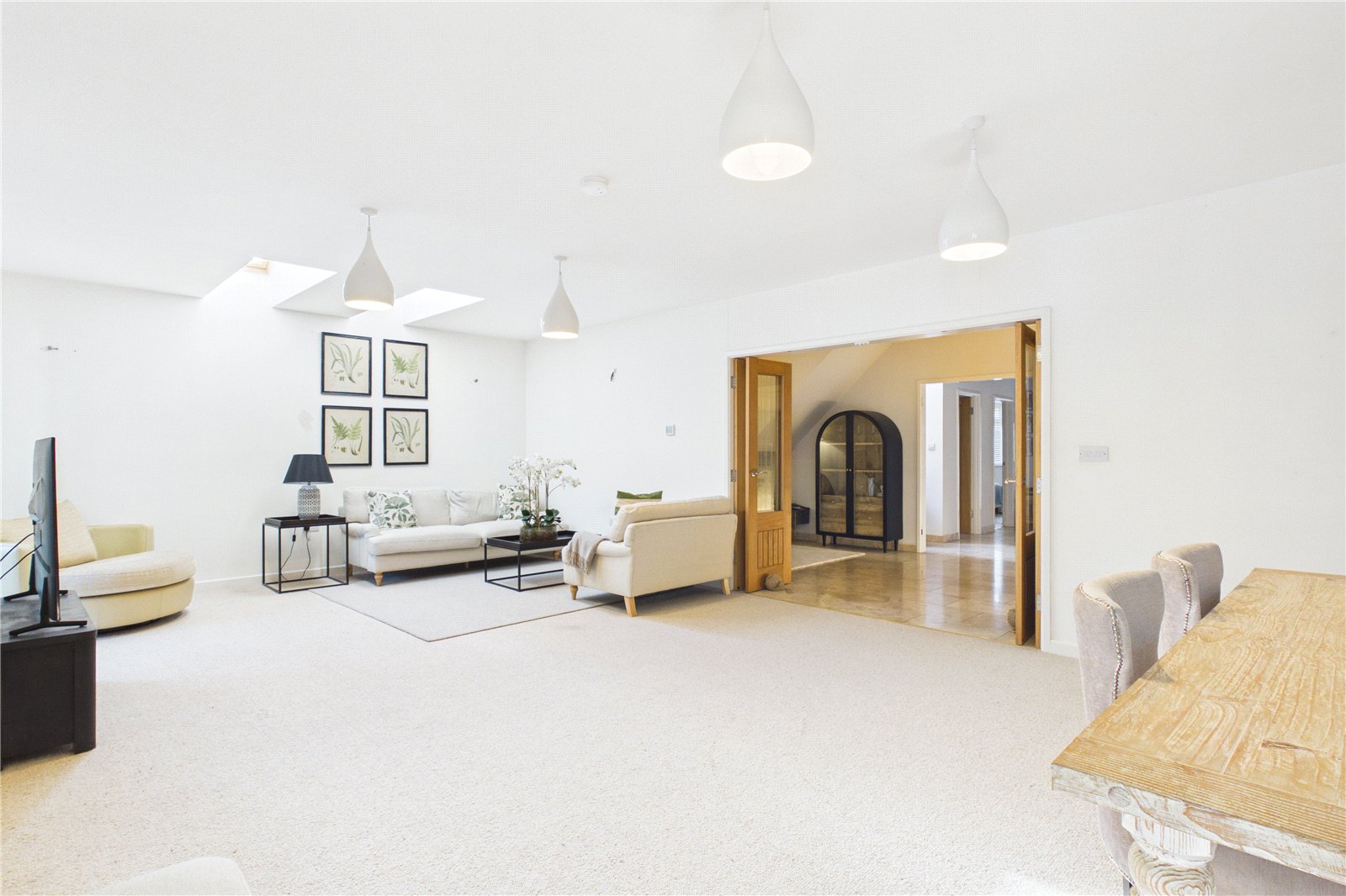 4 bedroom House for sale in Upper Basildon, Reading, West Berkshire