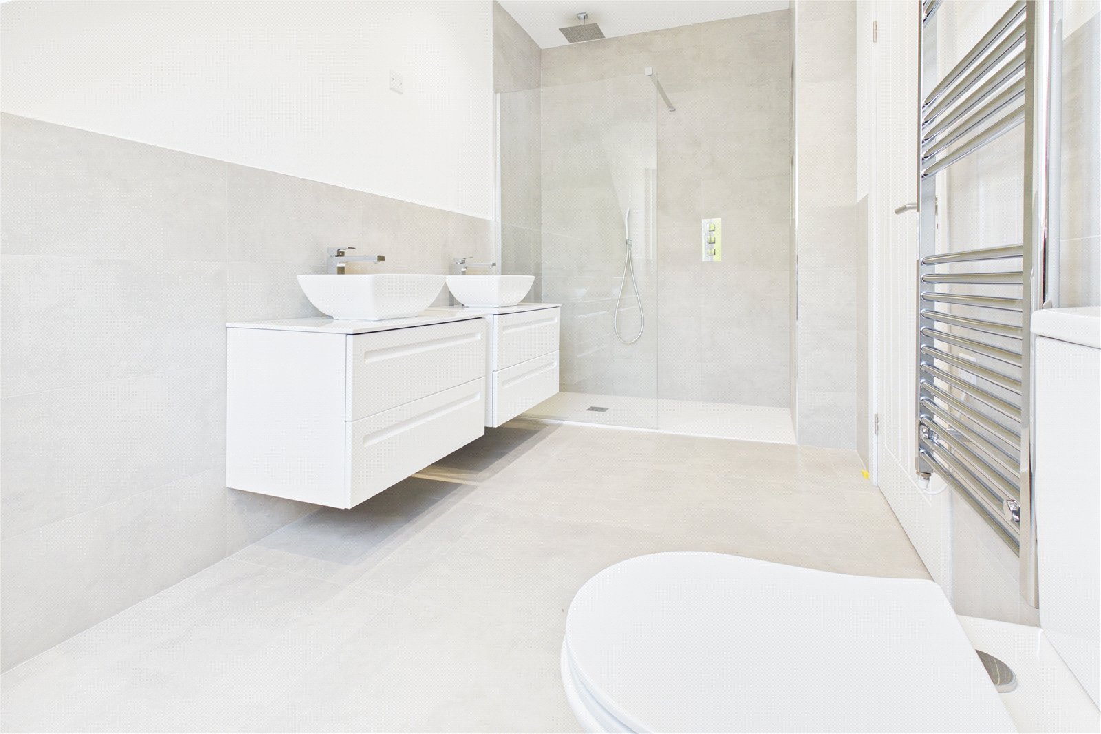 4 bedroom House for sale in Woodcote, Reading, Oxfordshire