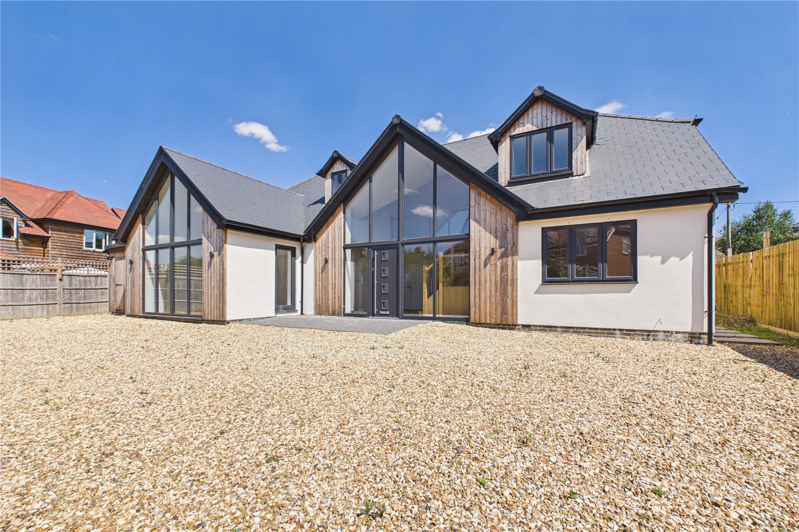 4 bedroom House for sale in Woodcote, Reading, Oxfordshire