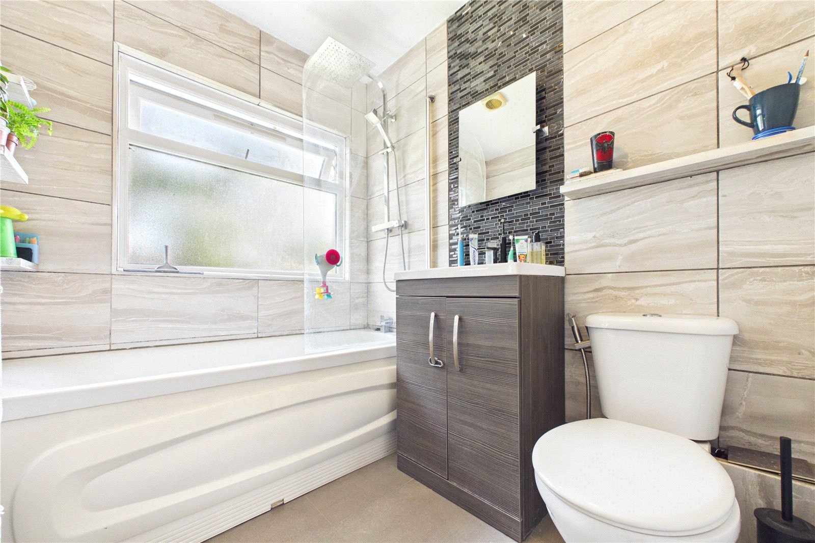 3 bedroom House for sale in Theale, Reading, Berkshire