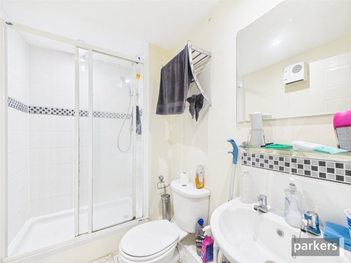 Henley Road, Caversham, Reading