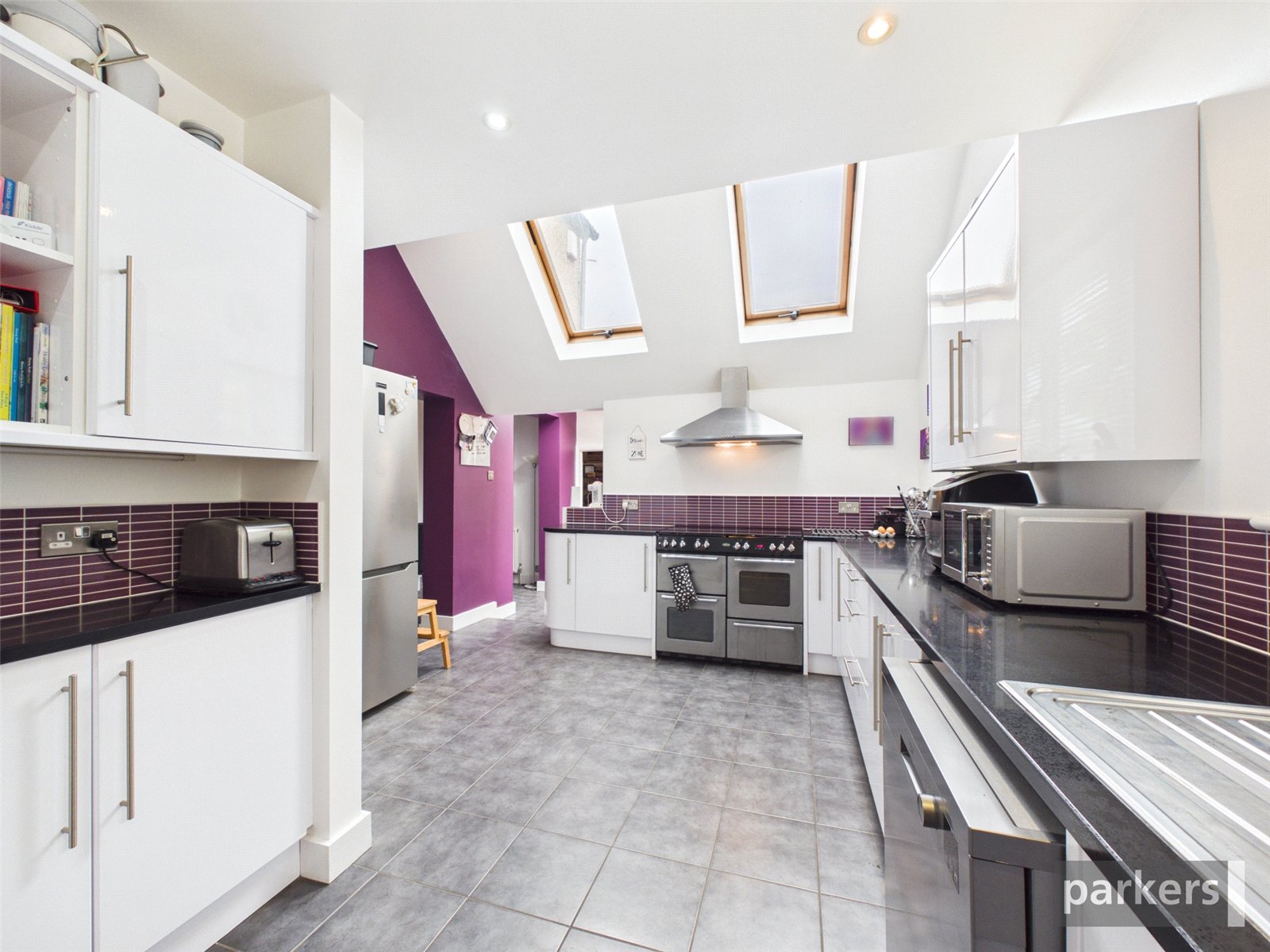 4 bedroom House for sale in Sonning Common, Reading, Oxfordshire