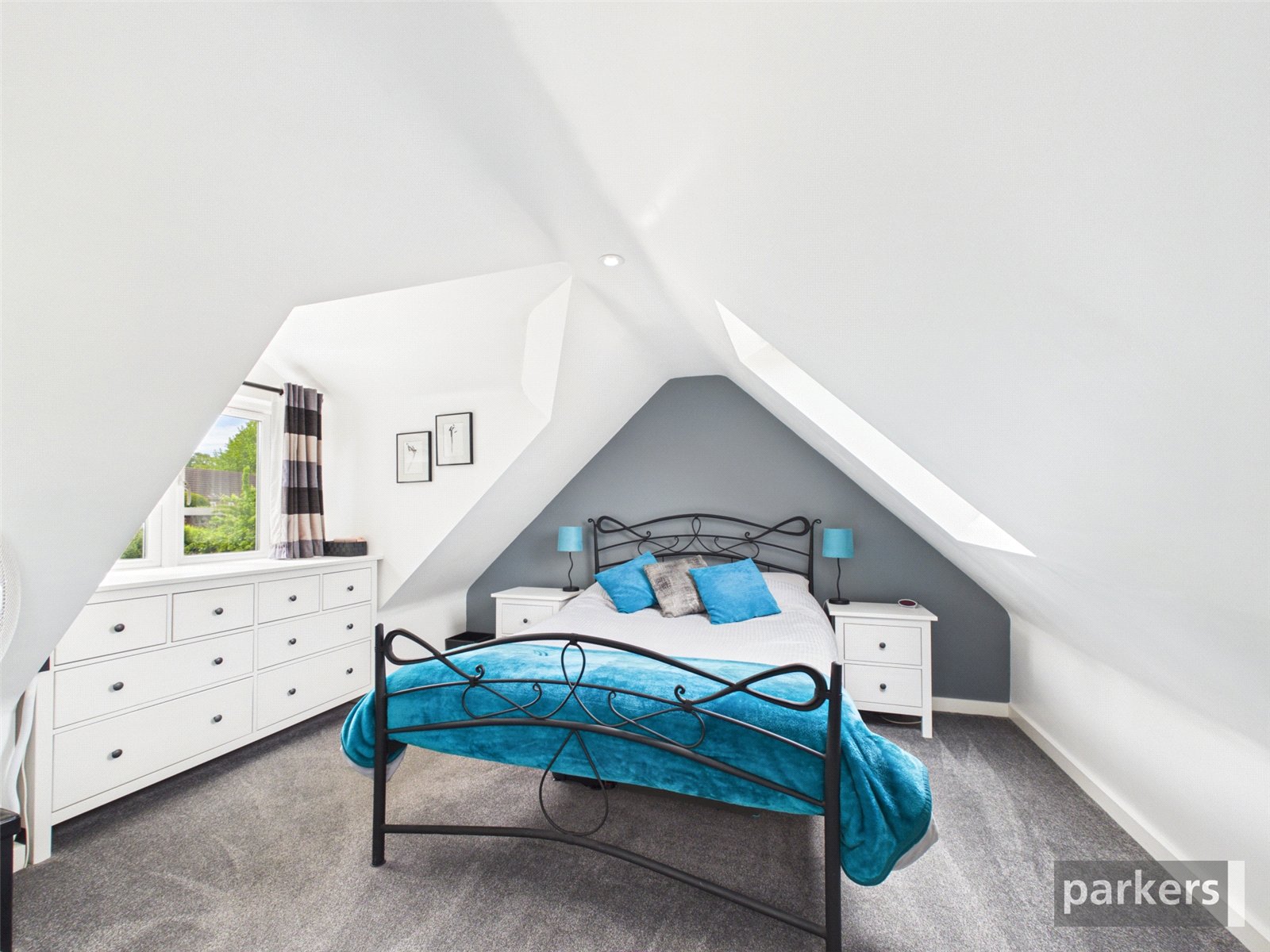 4 bedroom House for sale in Sonning Common, Reading, Oxfordshire