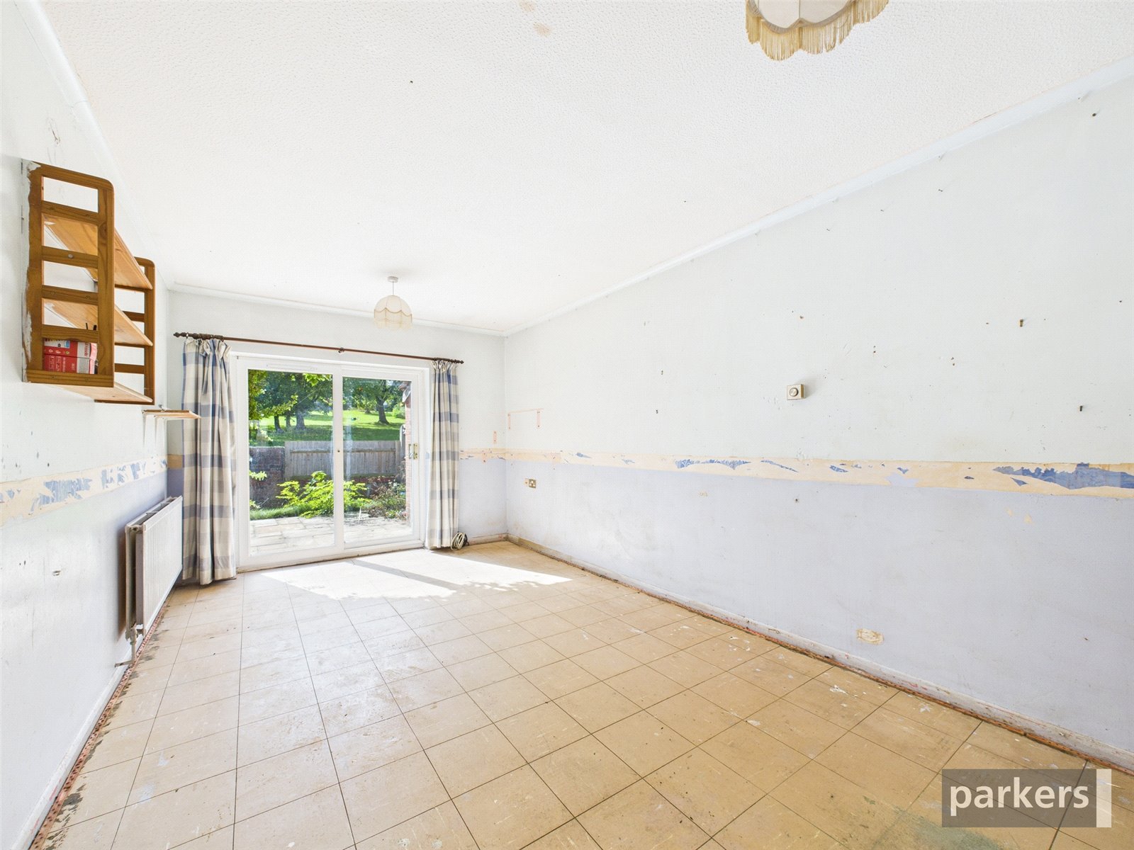 2 bedroom Bungalow for sale in Caversham, Reading, Berkshire