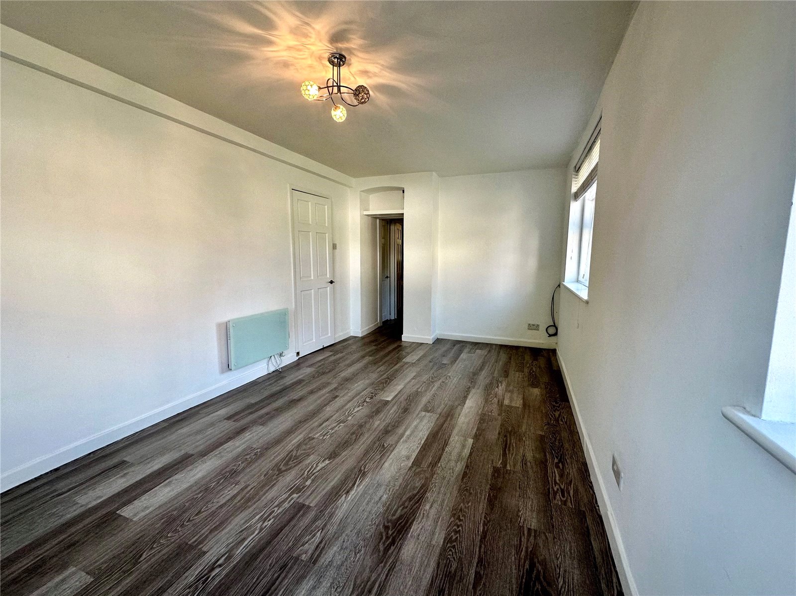 2 bedroom Flat for sale in Emmer Green, Reading, Berkshire